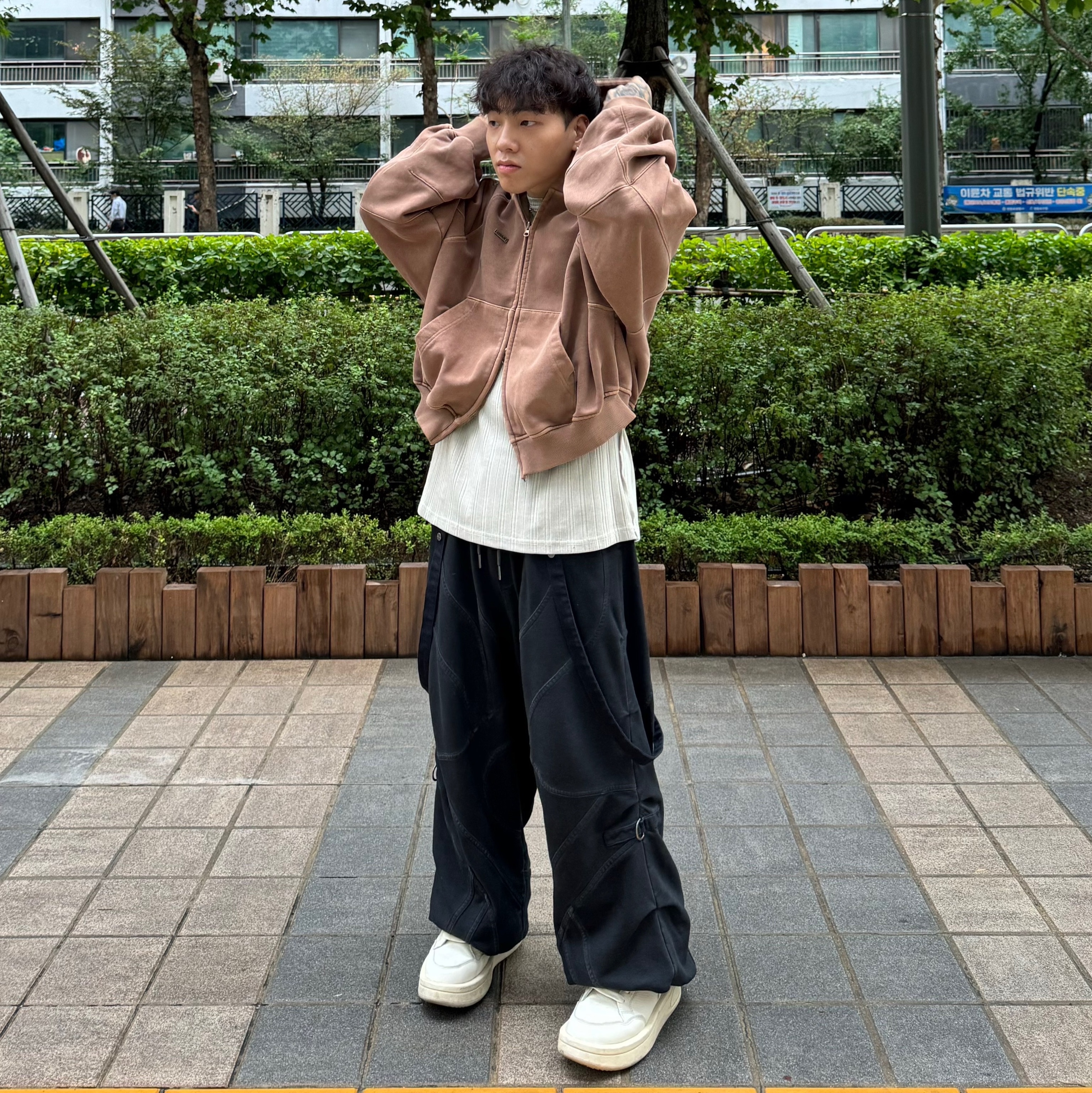 Converse x Drkshdw Turbowpn Egret 착용 스타일 - 2