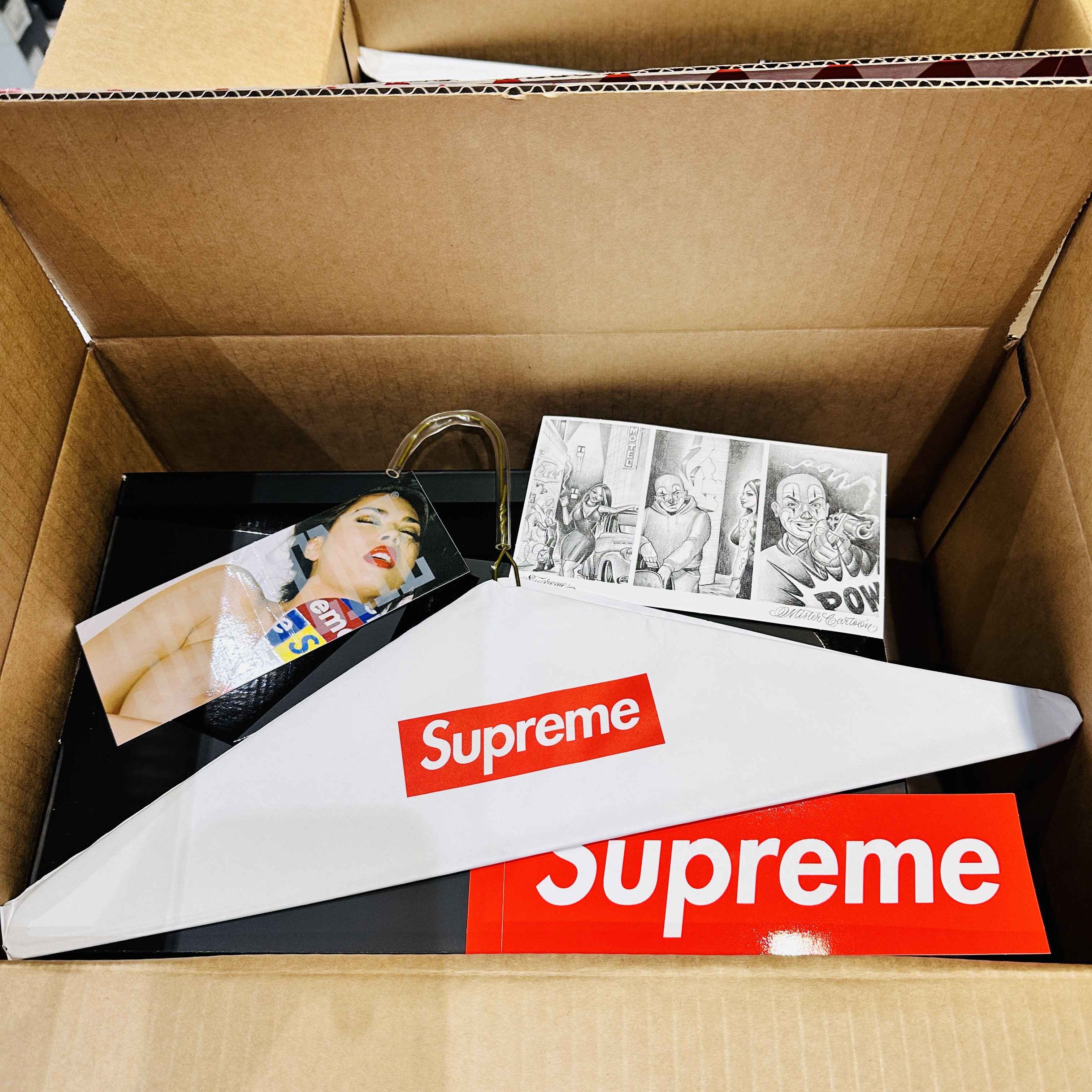 Nike x Supreme Air Force 1 Mid White 착용 스타일 - 5