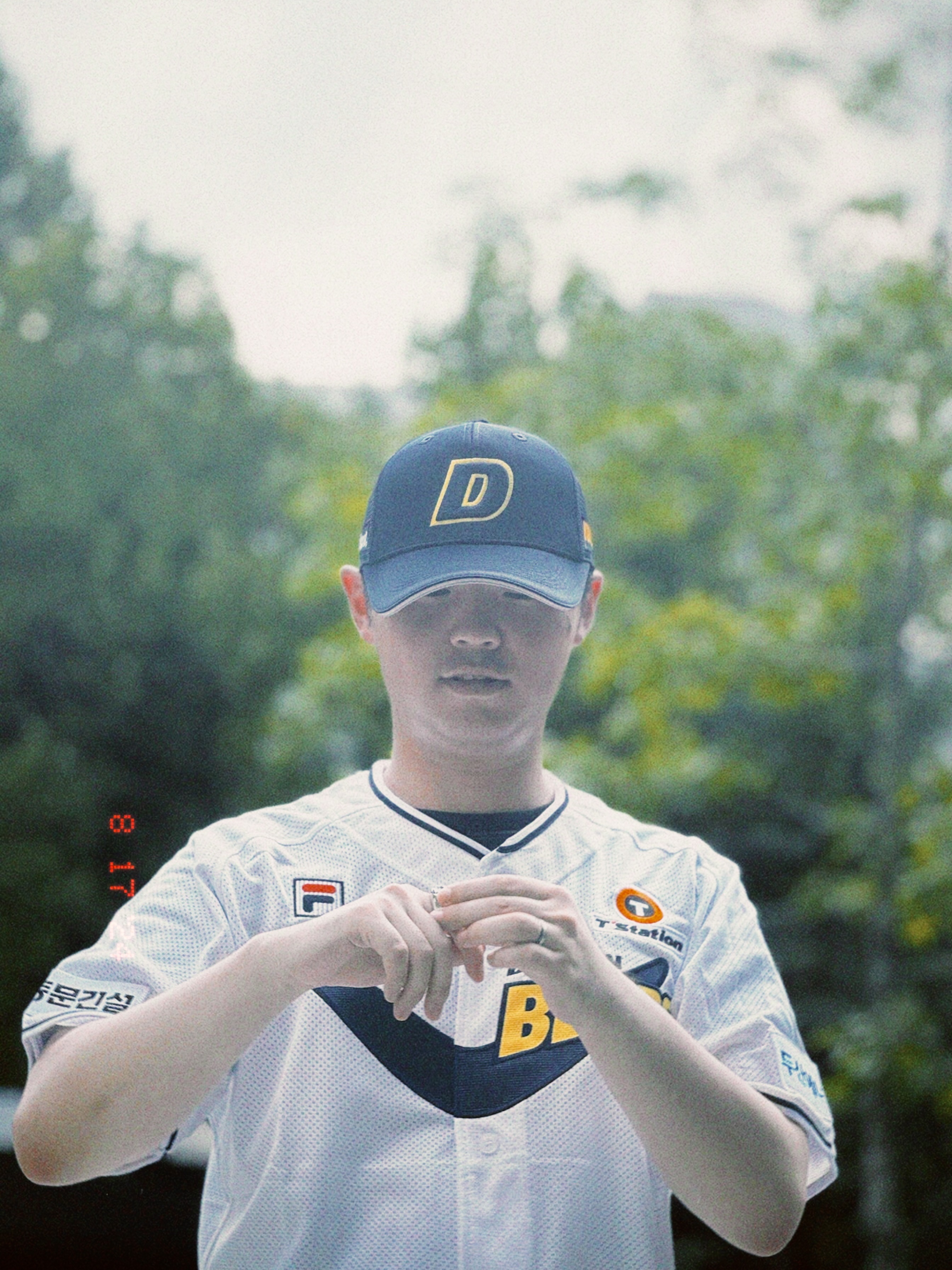 Doosan Bears x Fila 30th Anniversary Legends Classic Uniform Package (Non Marking Ver.) 착용 스타일 - 3