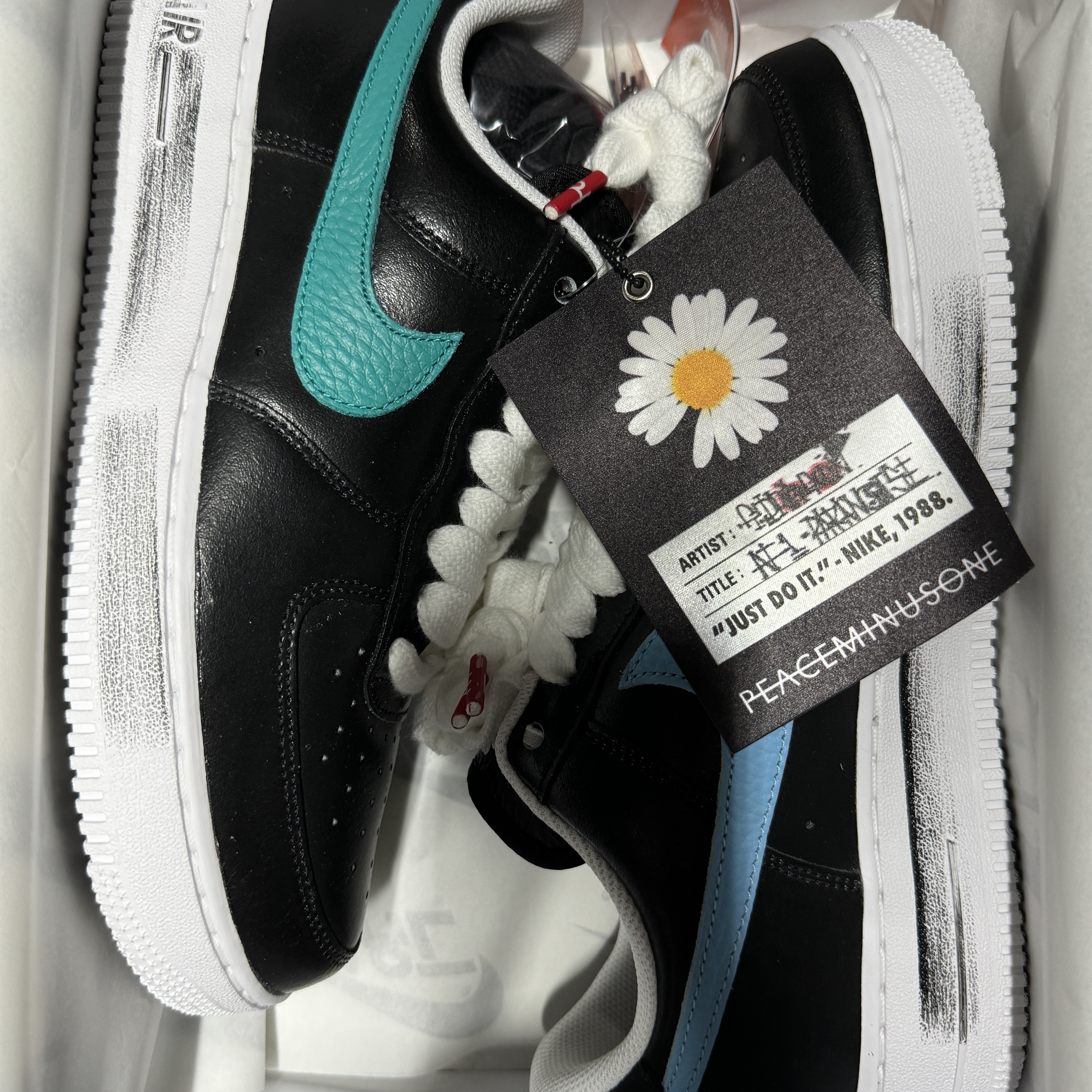 Nike x Peaceminusone Air Force 1 Low Para-Noise 3.0 Black and Multicolor 착용 스타일