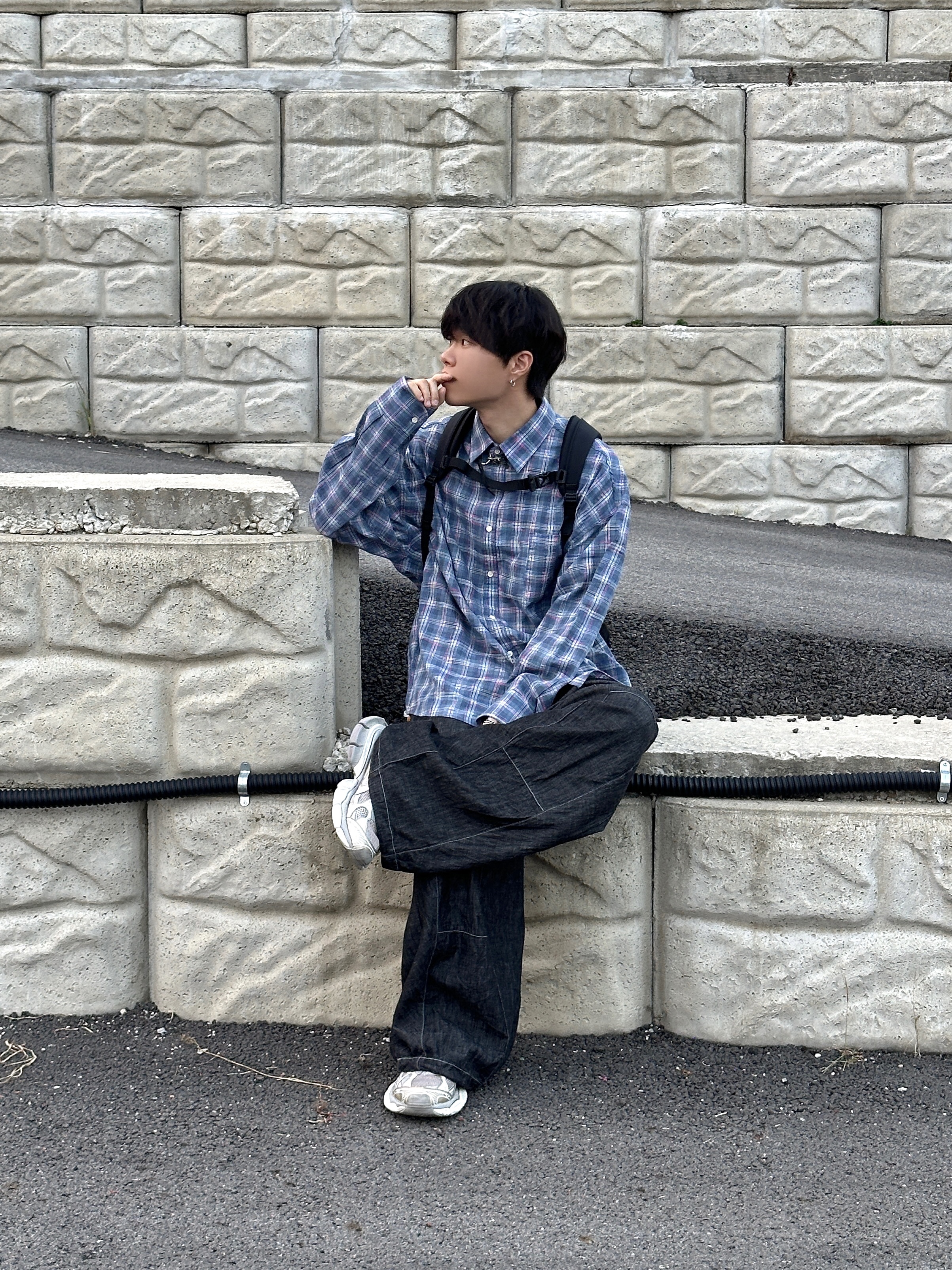 Balenciaga 3XL Sneakers Light Beige 착용 스타일 - 5