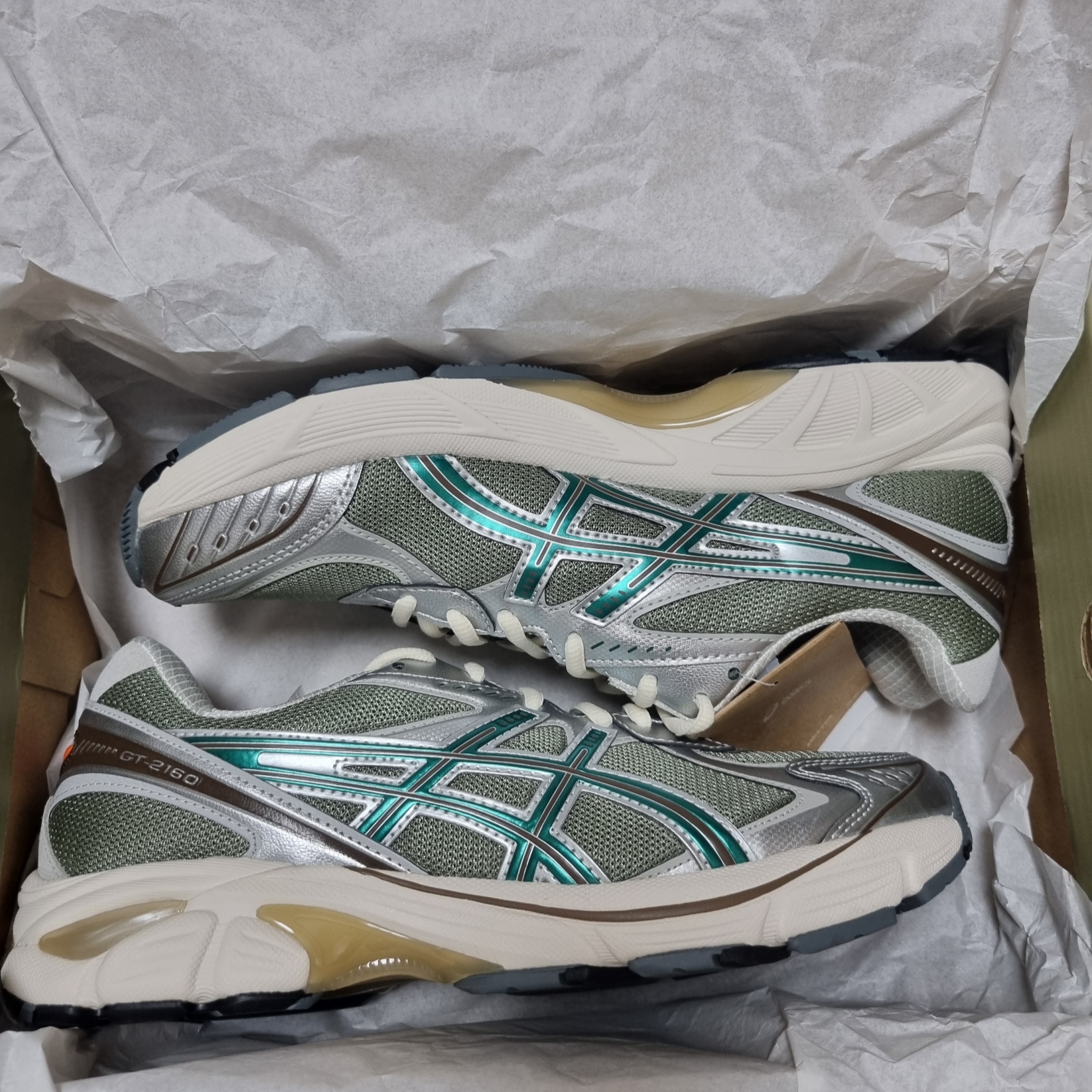 Asics x Carnival GT-2160 Lichen Green Jewel Green 착용 스타일 - 1
