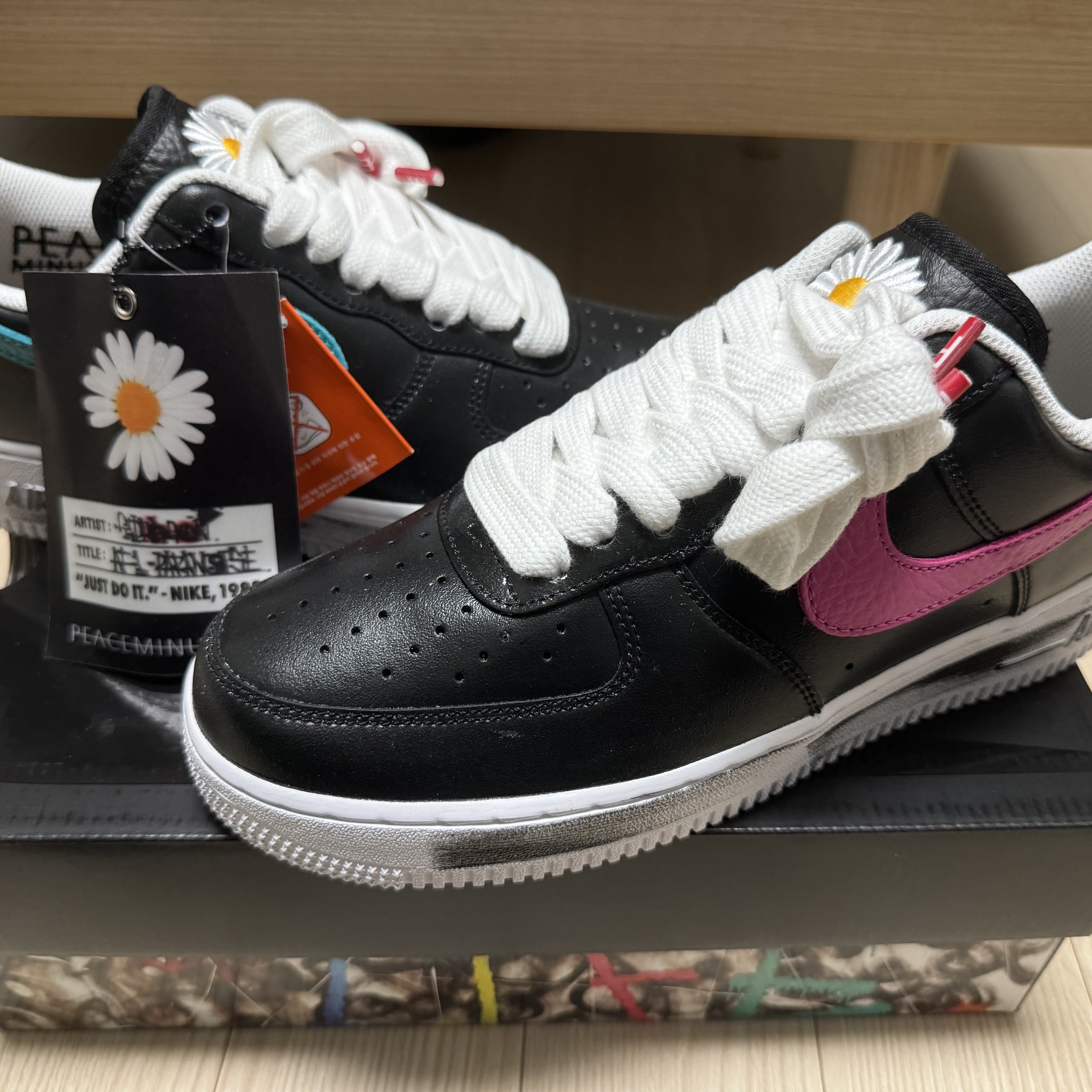 Nike x Peaceminusone Air Force 1 Low Para-Noise 3.0 Black and Multicolor 착용 스타일