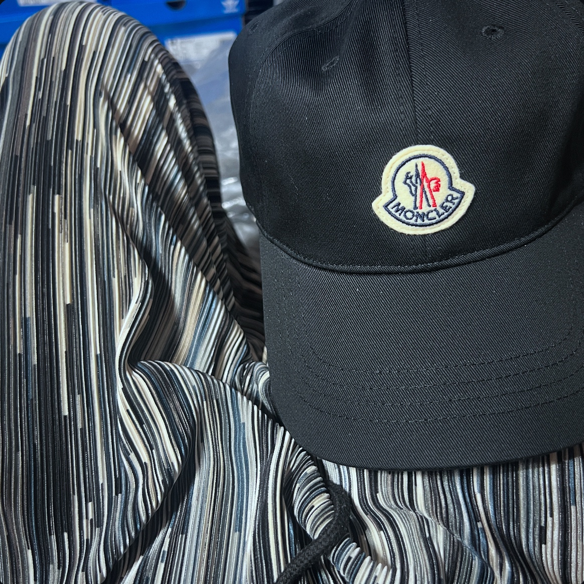 Moncler Gabardine Baseball Cap Black - 24SS 착용 스타일