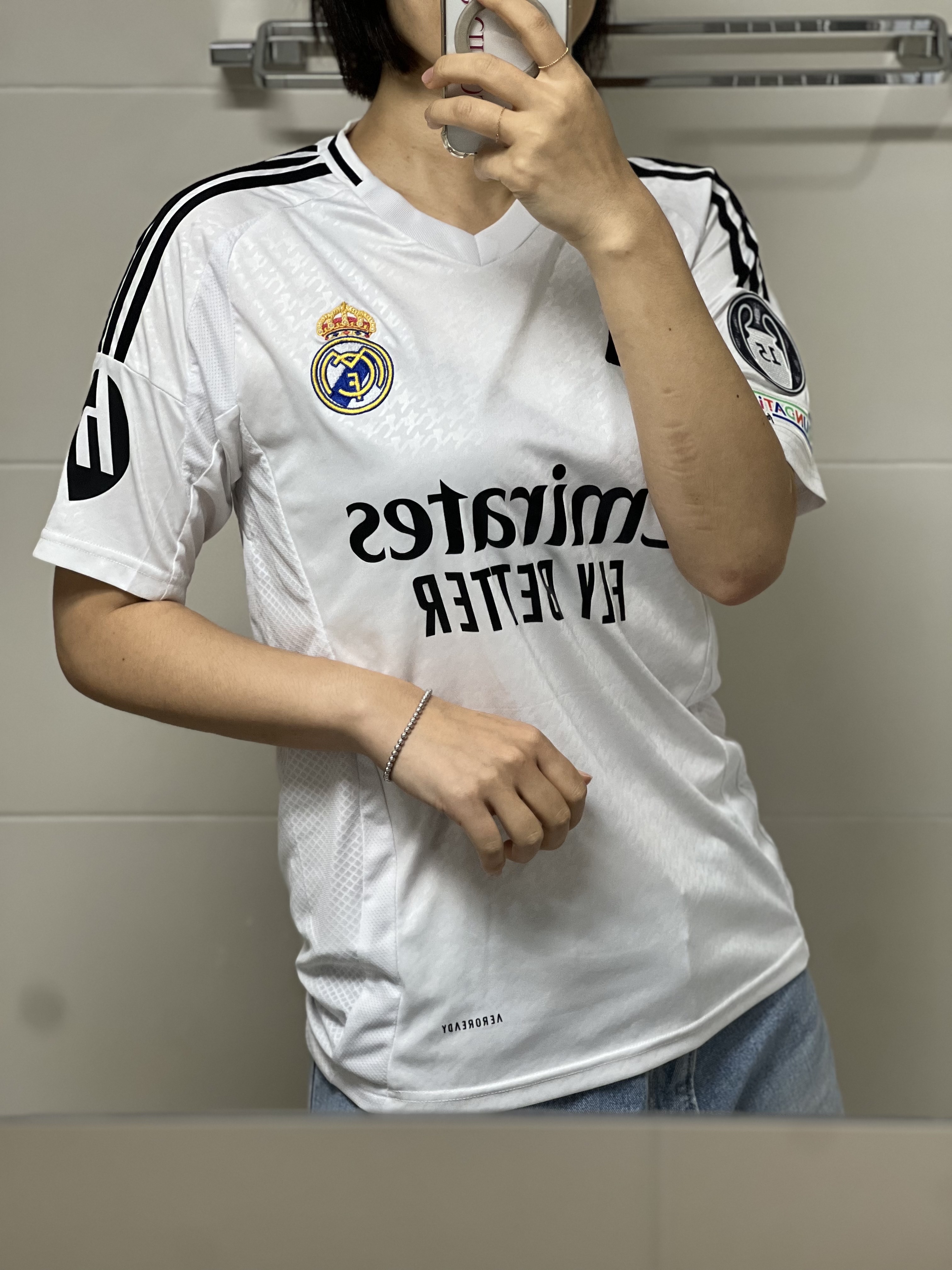 Adidas Real Madrid 2024/25 Home Jersey White - KR Sizing (Non Marking Ver.) 착용 스타일 - 2