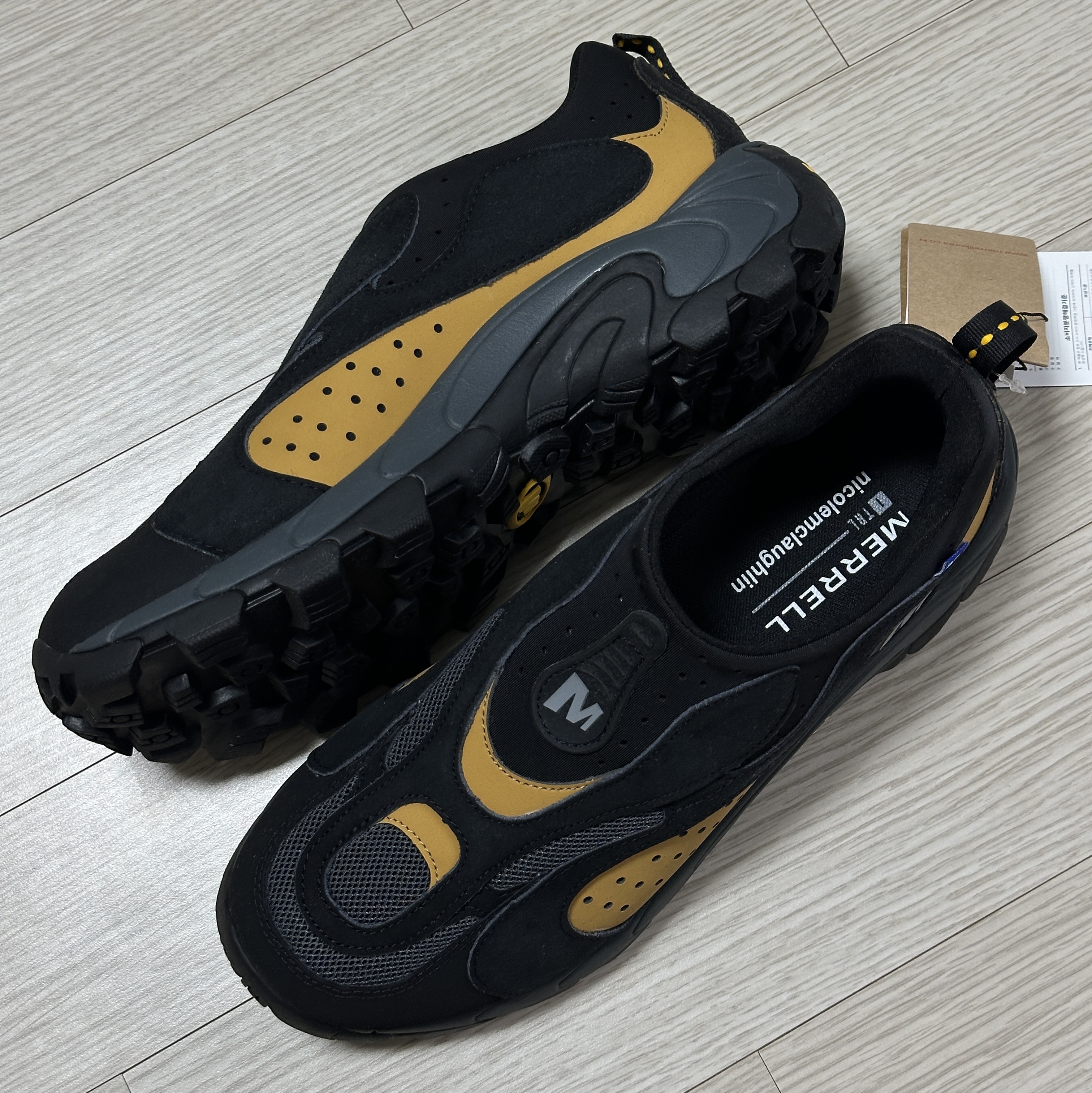 [1TRL] Merrell x Nicole McLaughlin MOC Speed Streak EVO Black 착용 스타일 - 2