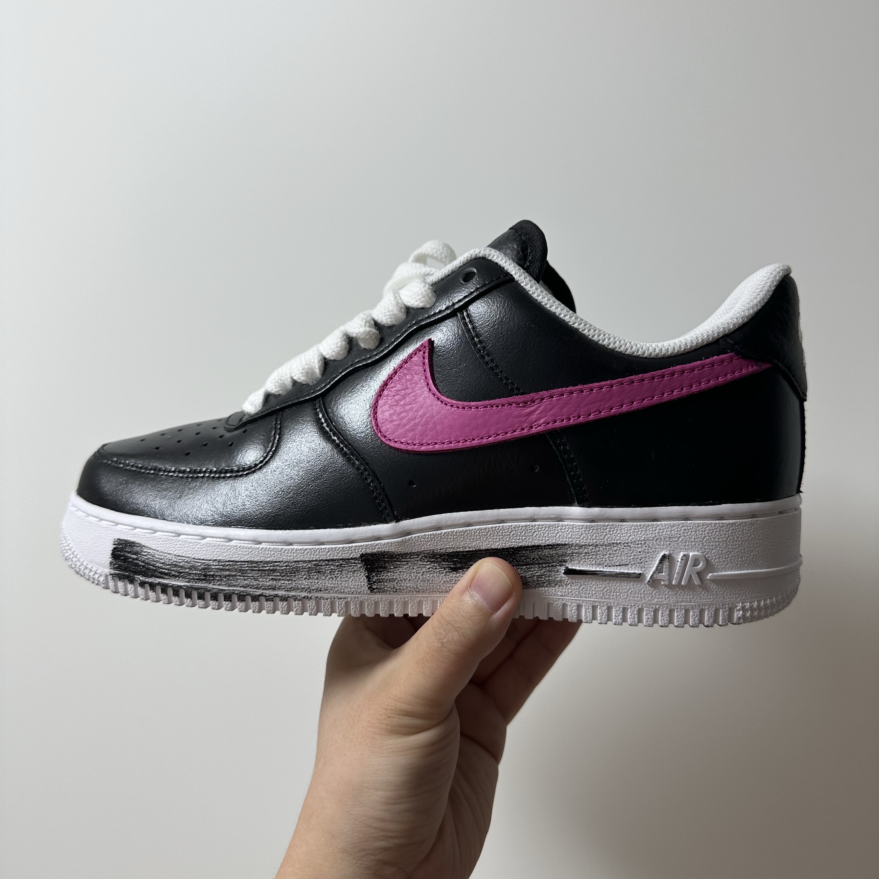 Nike x Peaceminusone Air Force 1 Low Para-Noise 3.0 Black and Multicolor 착용 스타일