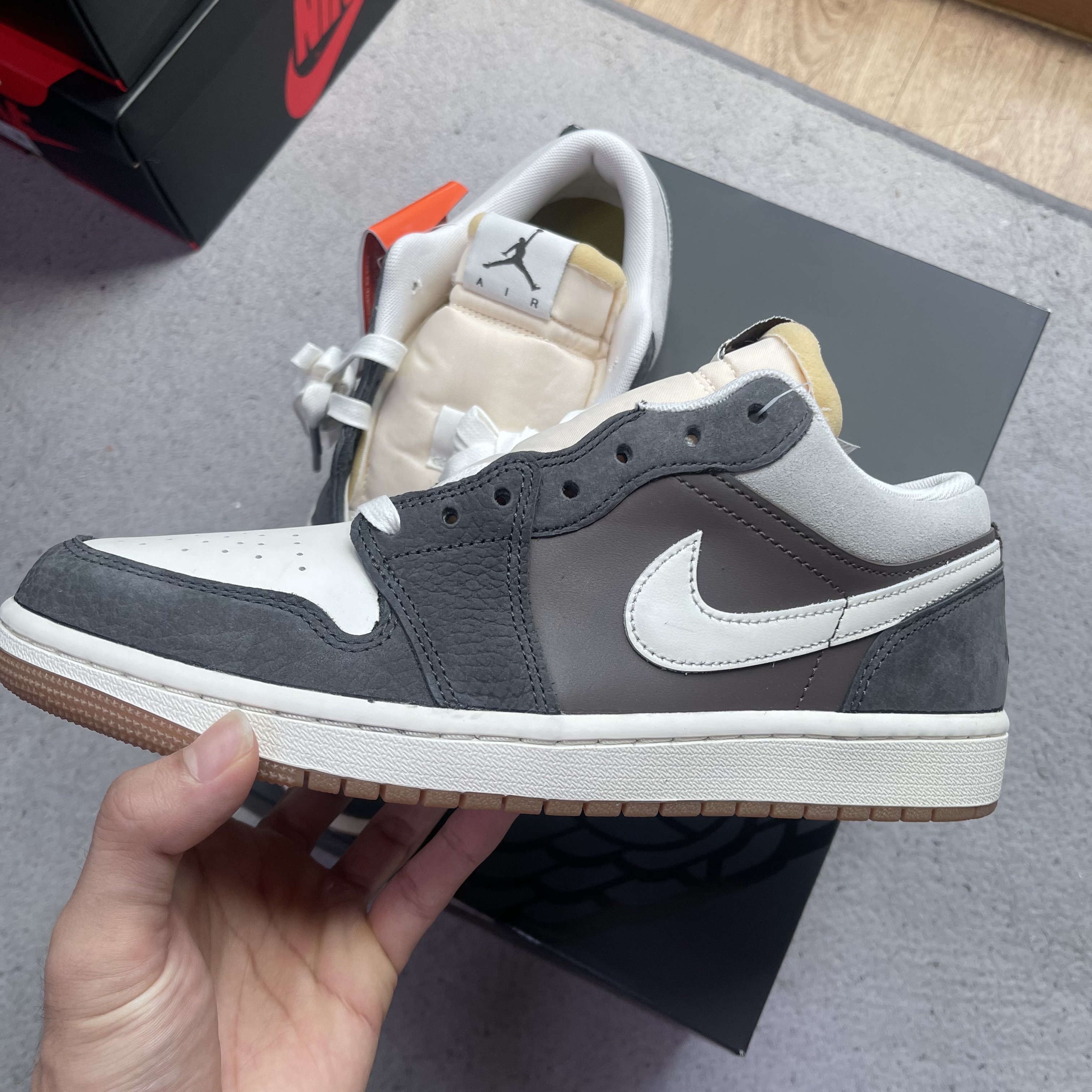 Jordan 1 Low Kkachi 착용 스타일 - 1