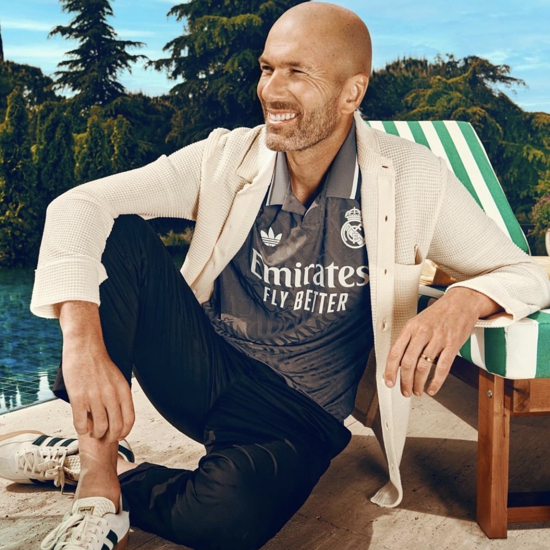 Adidas Real Madrid 2024/25 3rd Authentic Jersey Charcoal - US Sizing (Non Marking Ver.) 착용 스타일 - 7
