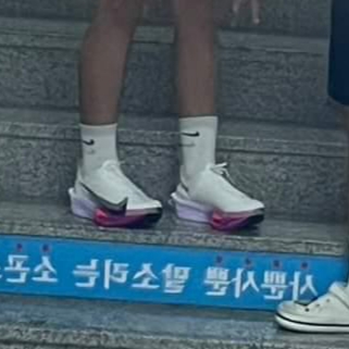 (W) Nike Air Zoom Alphafly Next% 3 Hyper Pink 착용 스타일