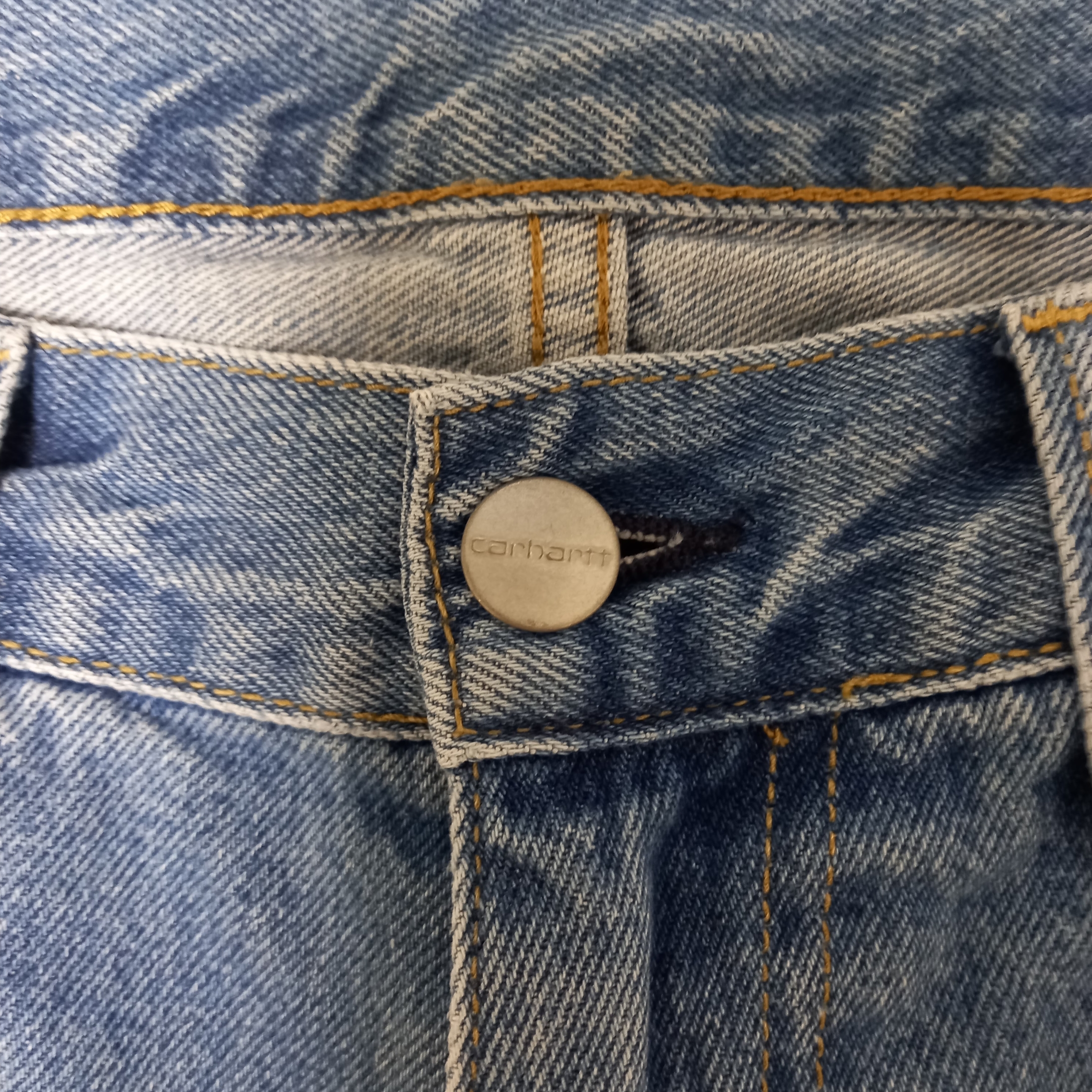 Carhartt WIP Landon Pant Blue Heavy Stone Wash 착용 스타일 - 2