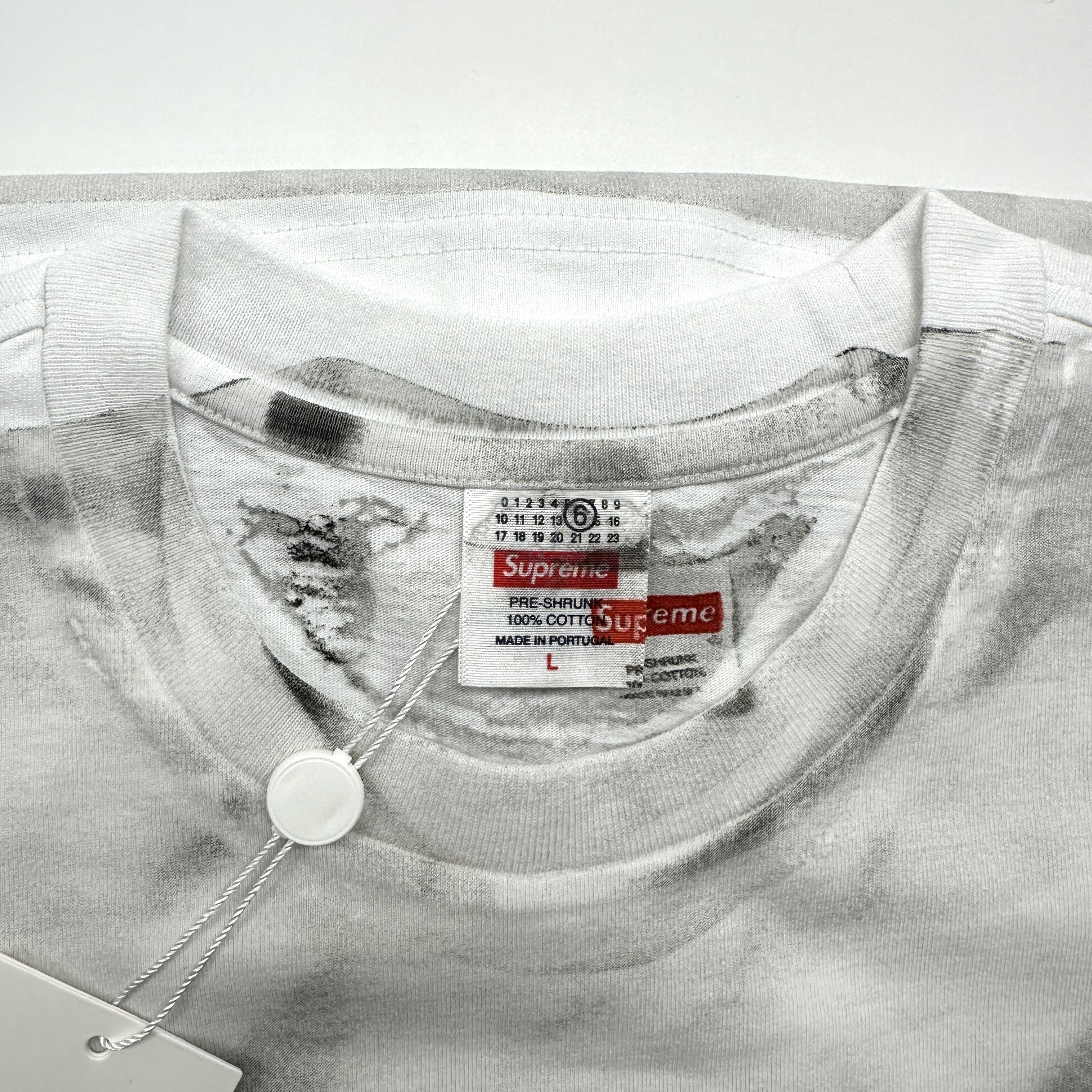 Supreme x MM6 Maison Margiela Box Logo T-Shirt White - 24SS 착용 스타일 - 3