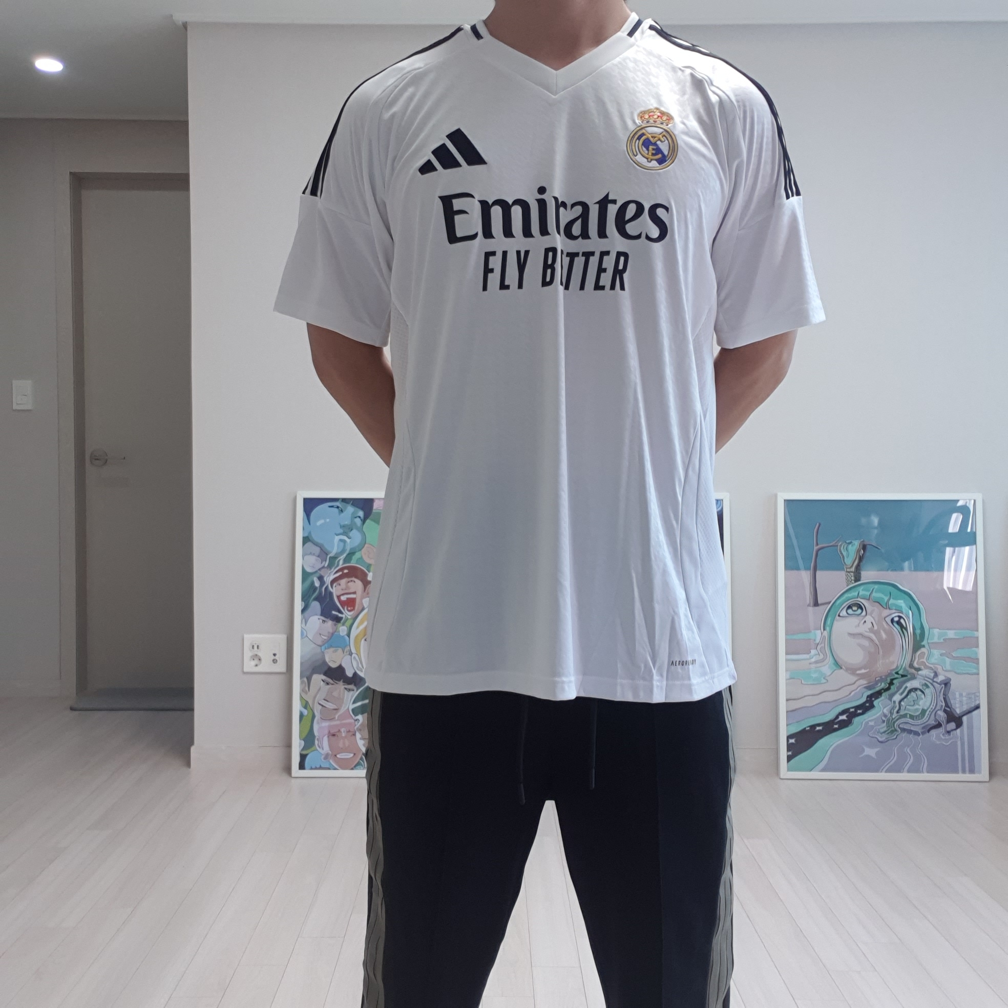 Adidas Juventus 2024/25 Home Jersey White Black - KR Sizing (Non Marking Ver.), Adidas Real Madrid 2024/25 Home Jersey White - KR Sizing (Non Marking Ver.) 착용 스타일 - 4