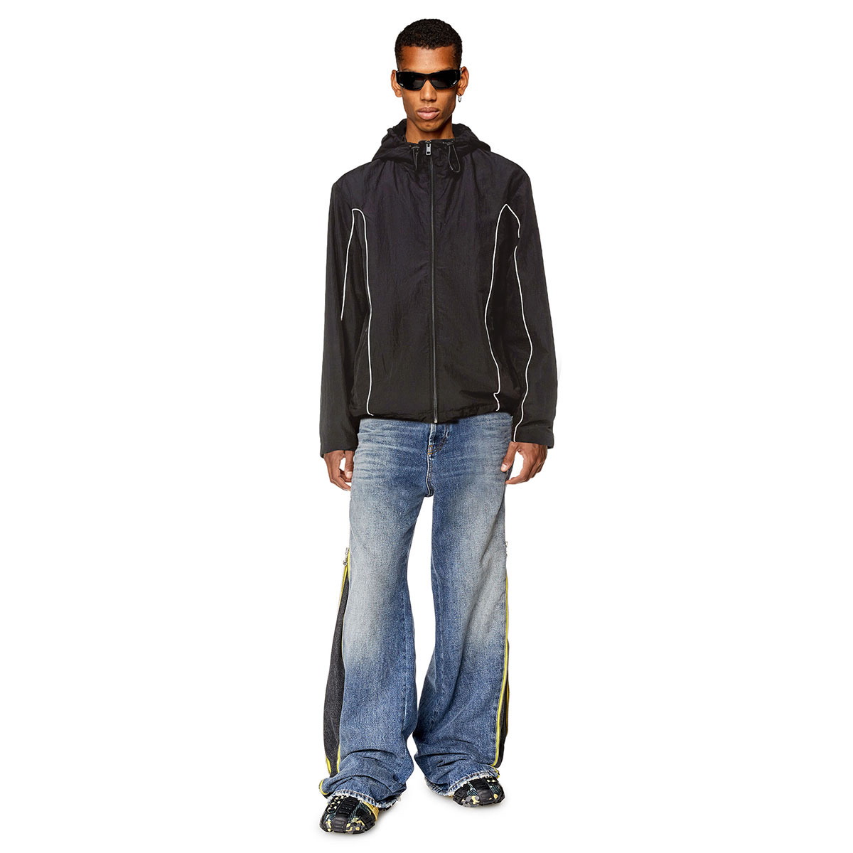 Diesel J-Hivessin Windbreaker Jacket with Contrast Piping Black, Diesel D-Rise 007r9 Straight Jeans Medium Blue 착용 스타일 - 2