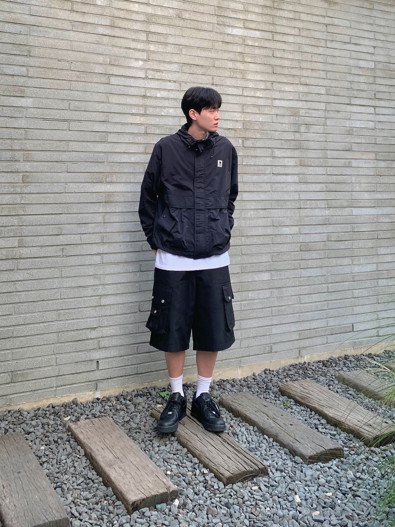 Nike x Supreme Air Force 1 Low Black 착용 스타일 - 2