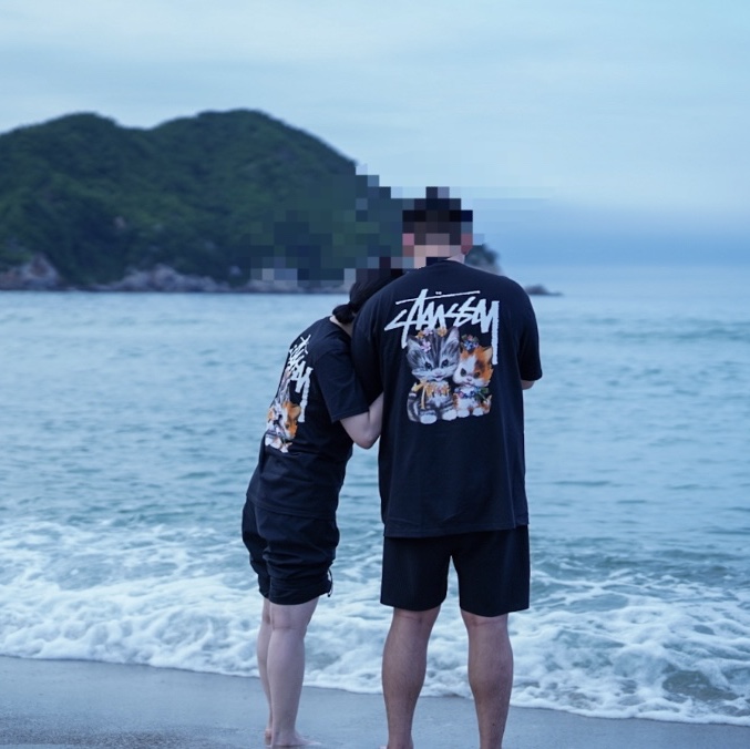 Stussy Kittens T-Shirt Black 착용 스타일 - 2
