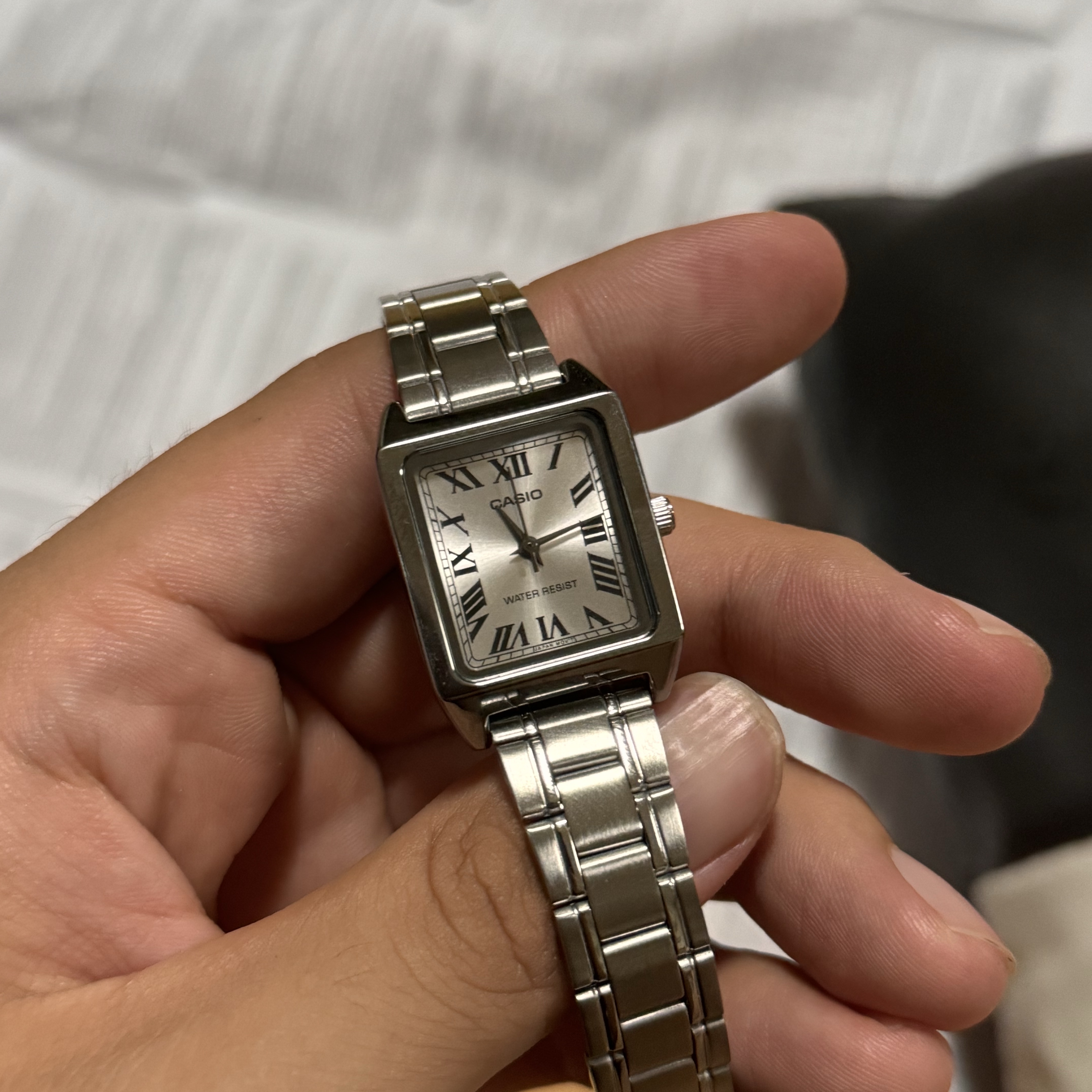 Casio LTP-V007D-7B 착용 스타일 - 1