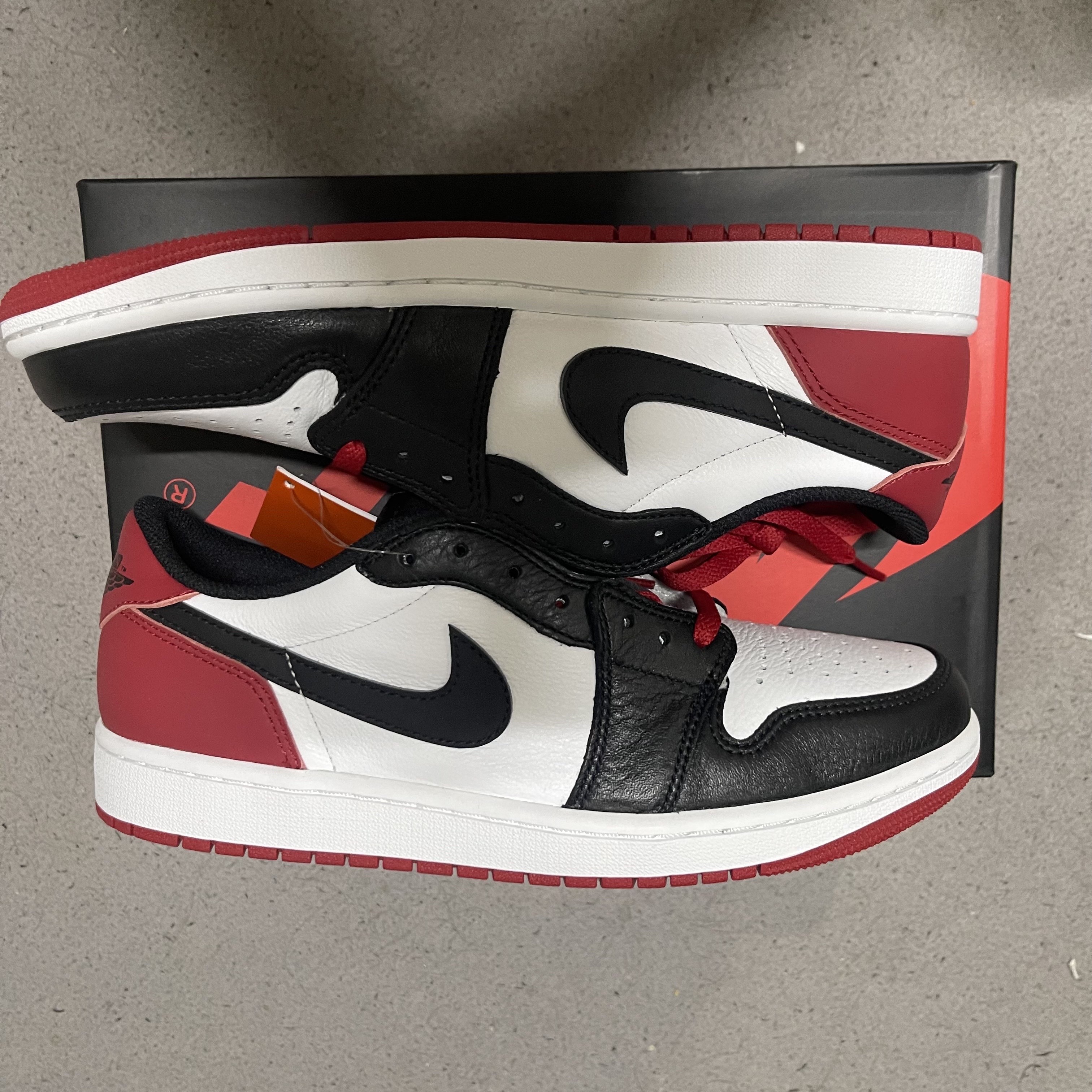 Jordan 1 Low Bred Toe 착용 스타일 - 2
