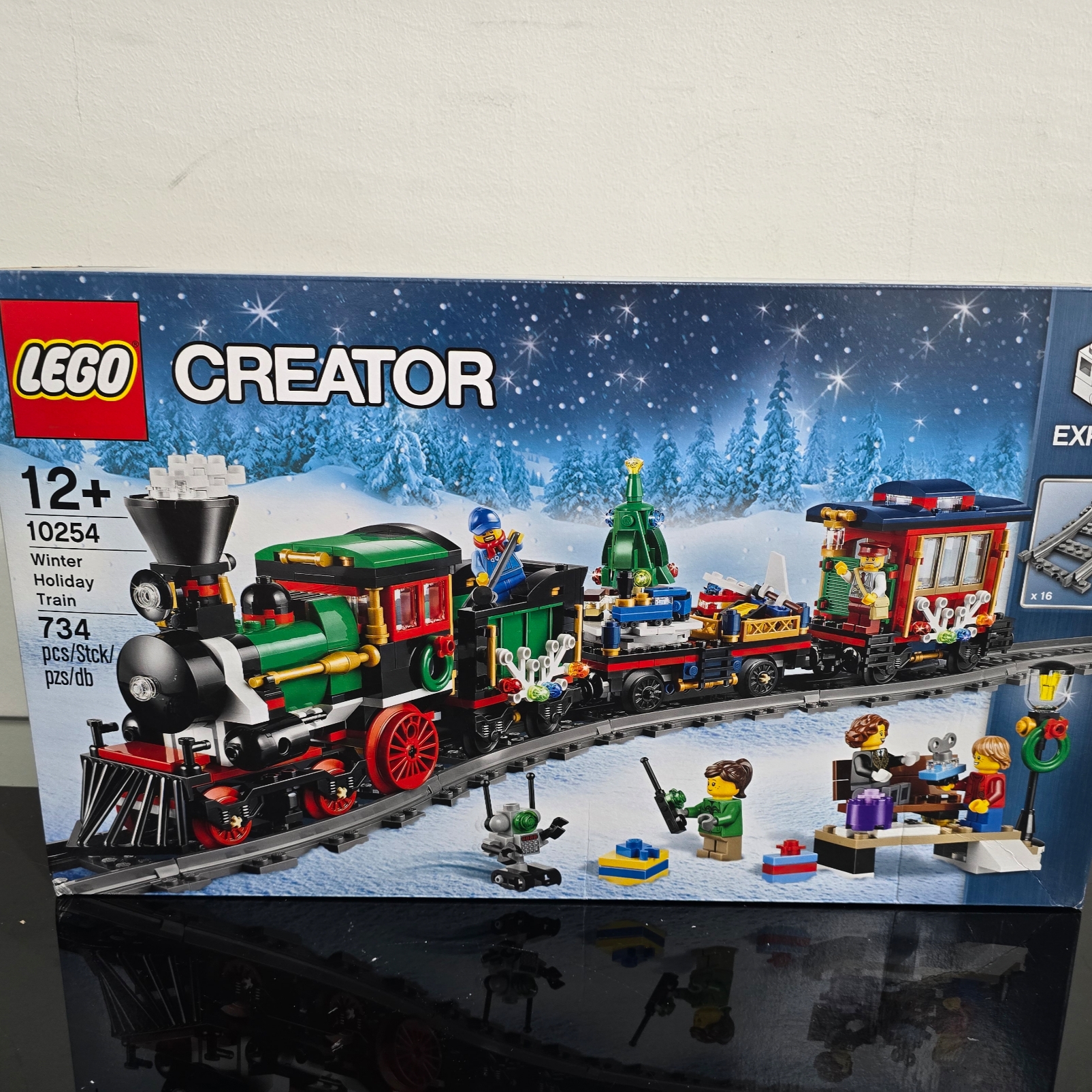 Lego Winter Holiday Train 착용 스타일