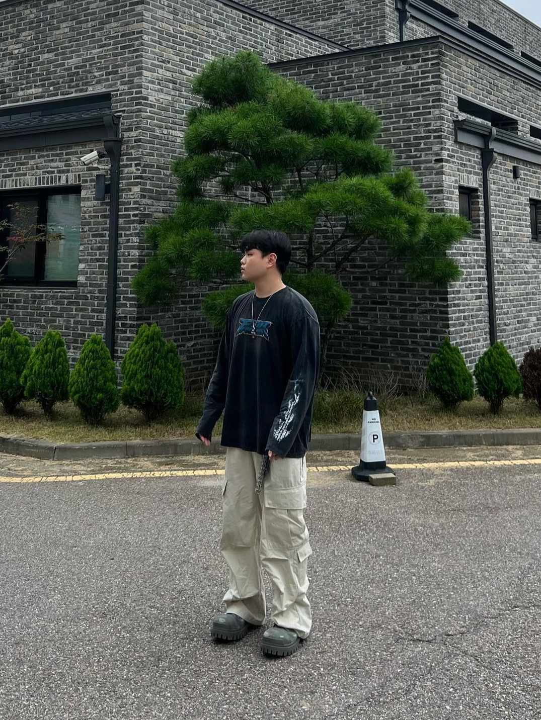 Farfromwhat Far Washed Flame Long Sleeve Black, Balenciaga Combat Strike 20mm Boot Kaki 착용 스타일