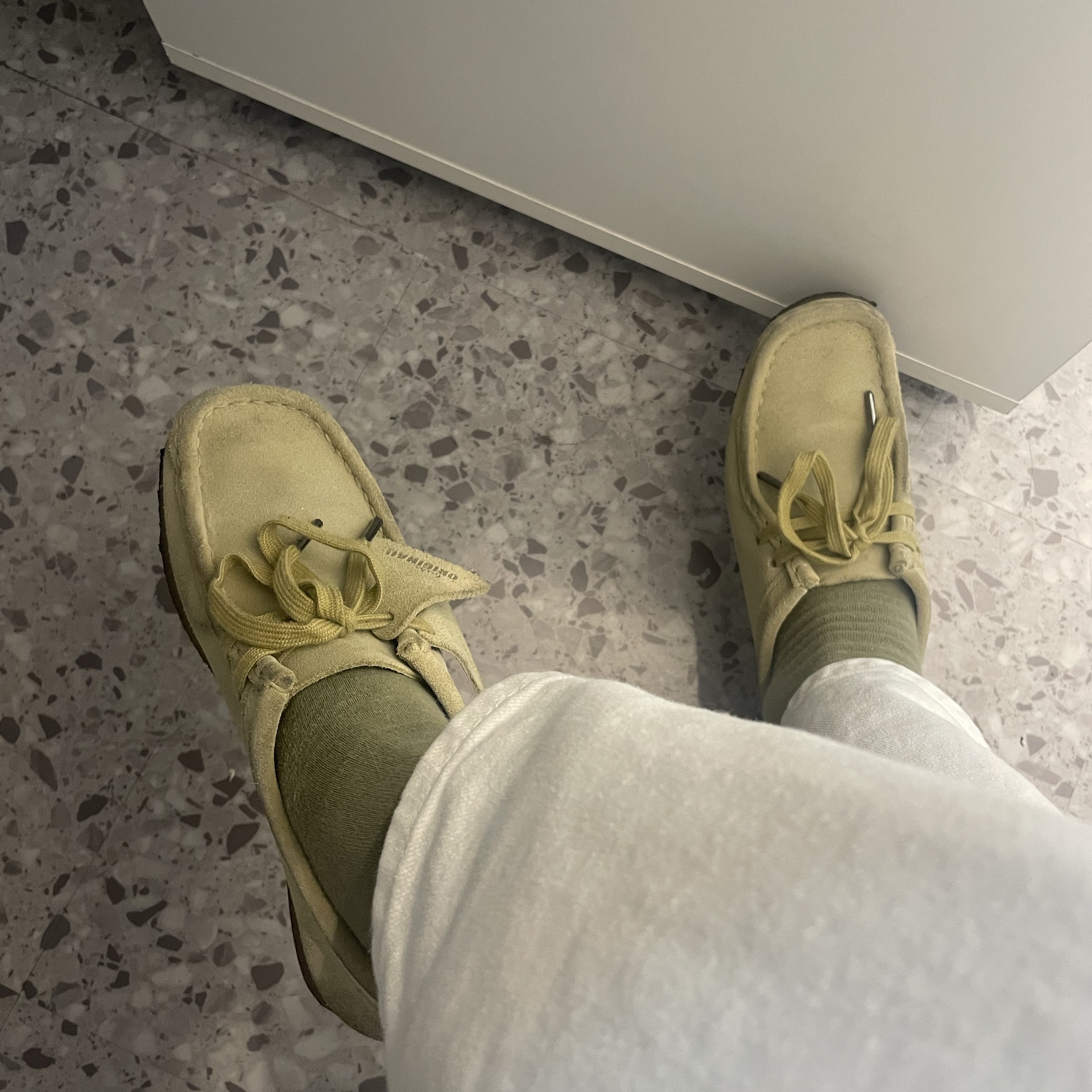 (W) Clarks Wallabee Maple Suede 착용 스타일