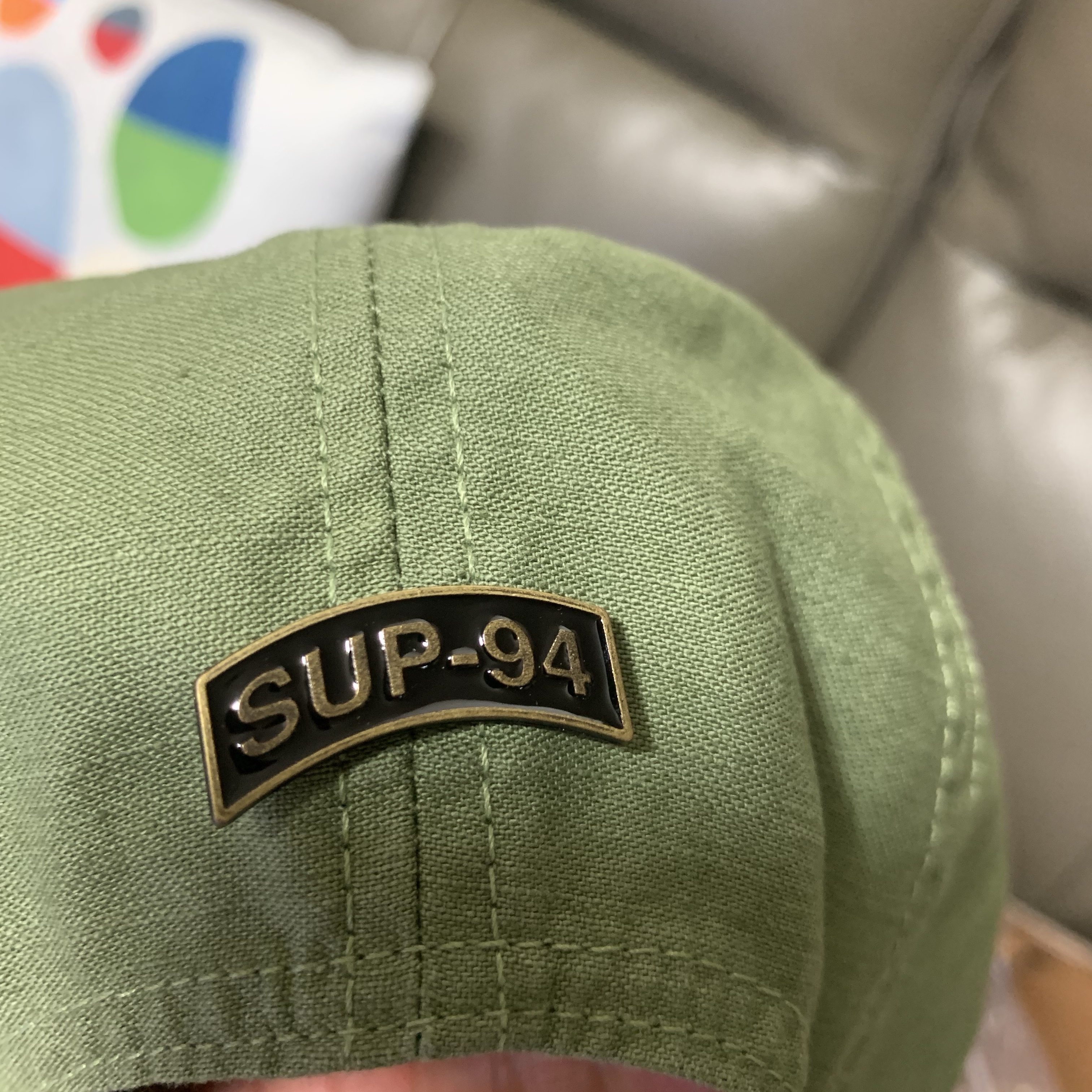 Supreme Military Camp Cap Olive - 24FW 착용 스타일 - 3