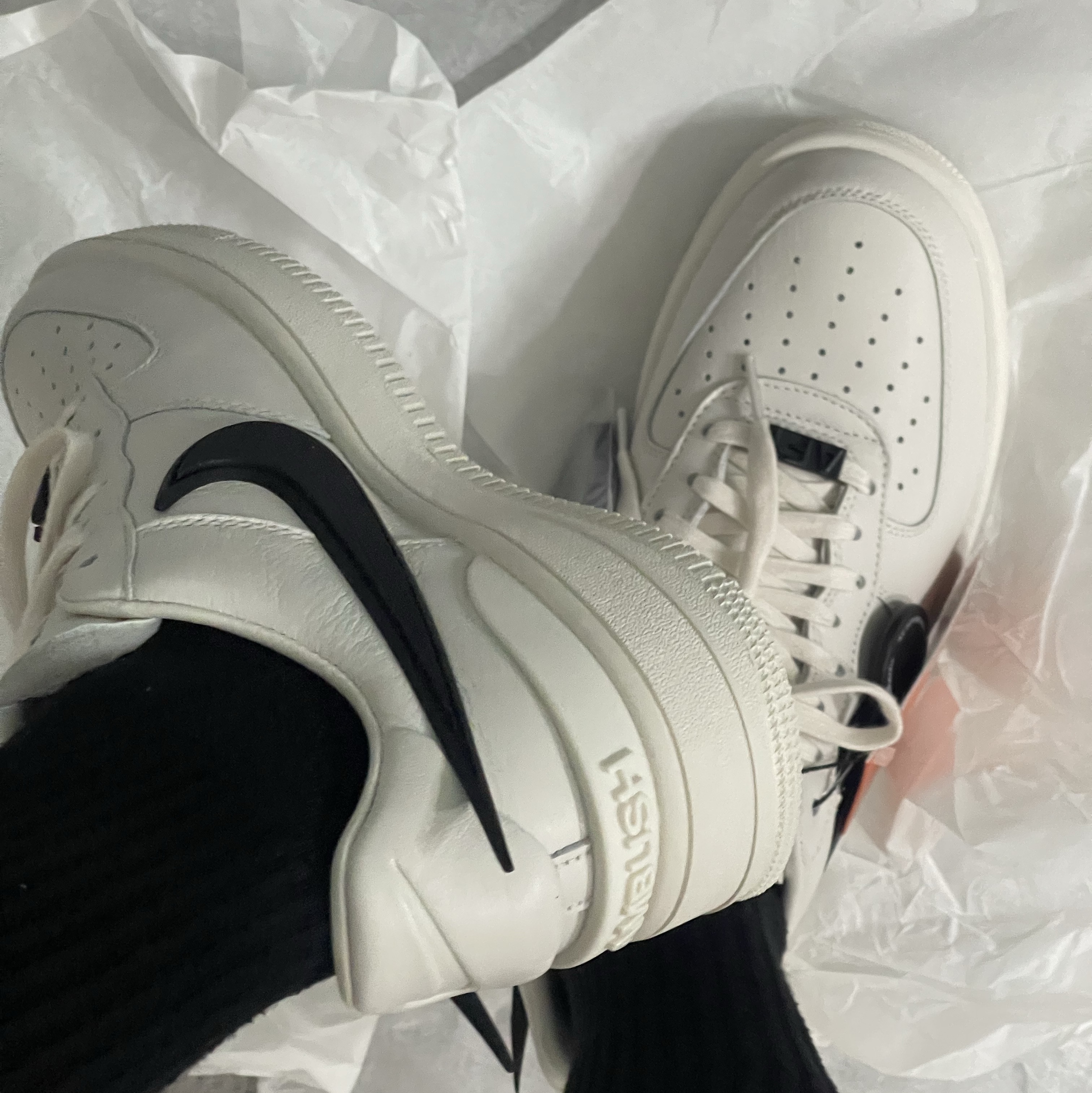 Nike x Ambush Air Force 1 Low SP Phantom 착용 스타일 - 2