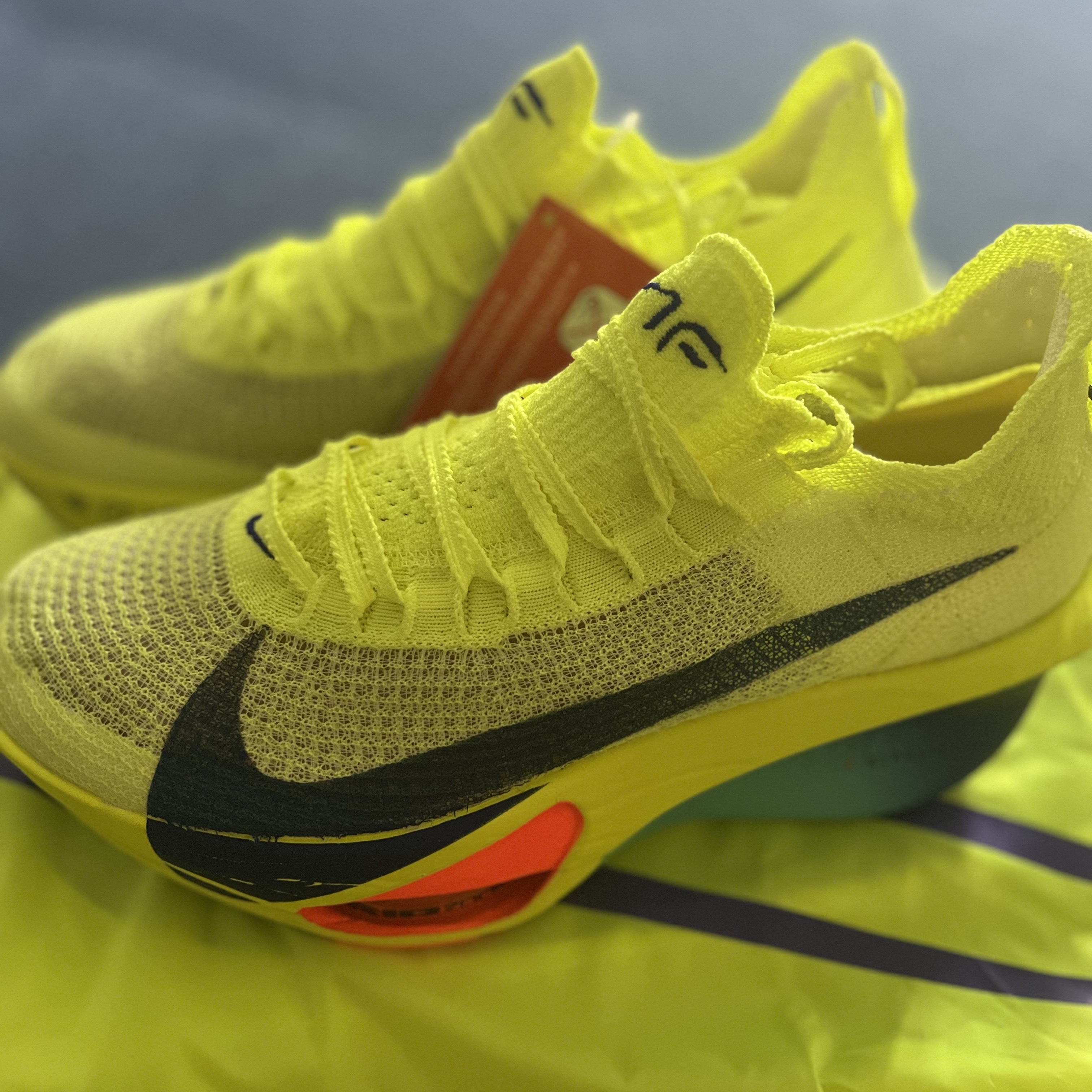 Nike Air Zoom Alphafly Next% 3 Volt 착용 스타일