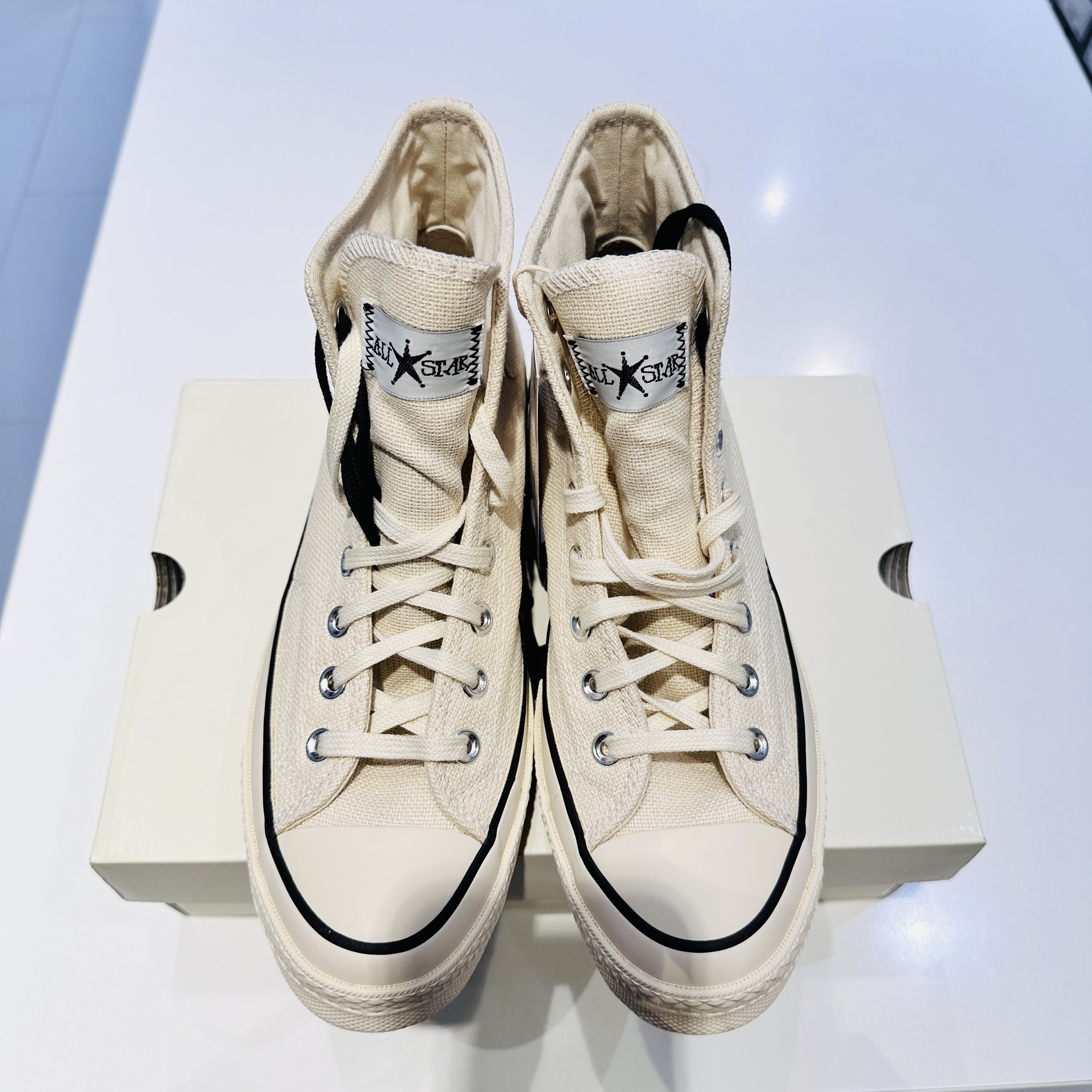 Converse x Stussy Chuck 70 High Natural Ivory 착용 스타일 - 1