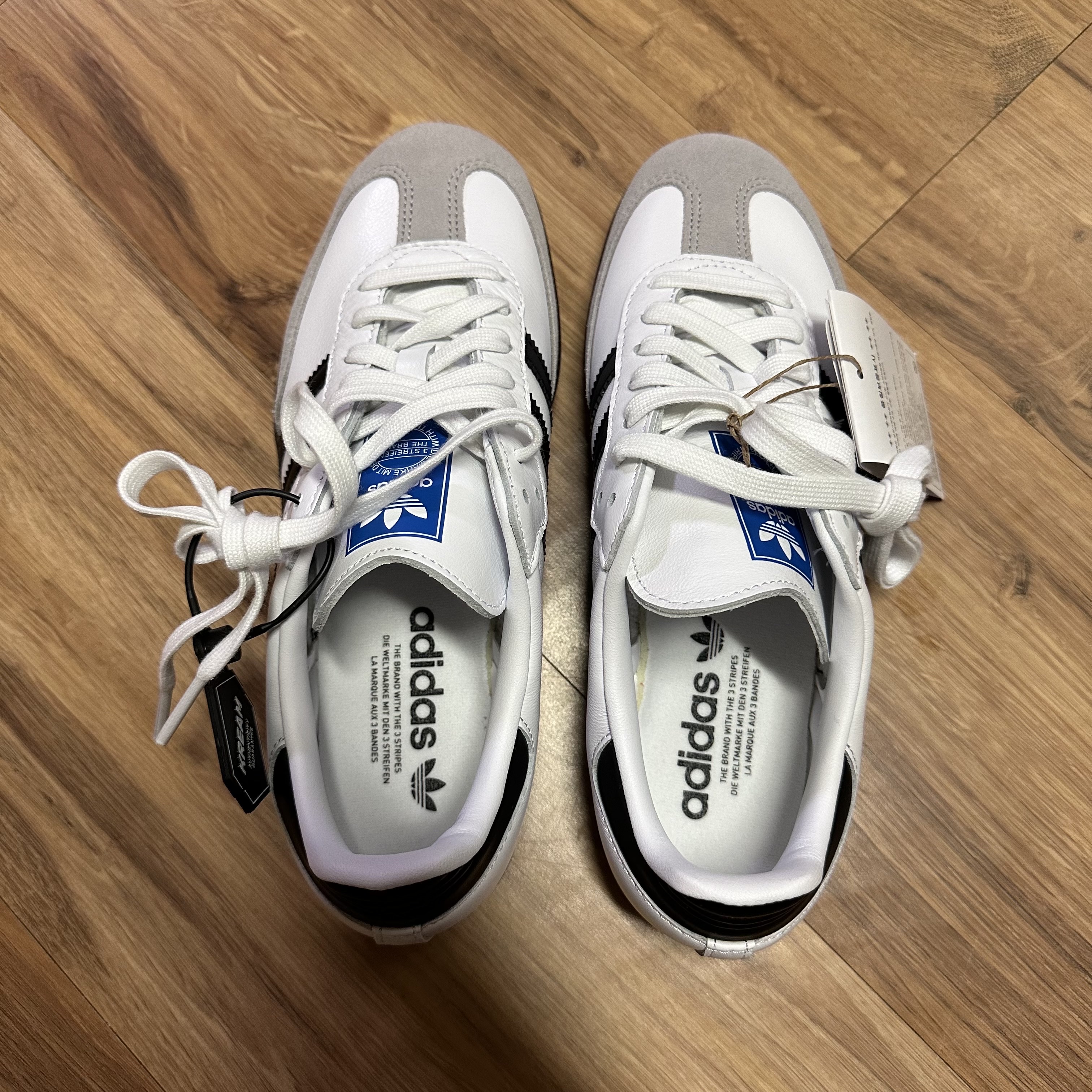 Adidas Samba OG Cloud White 착용 스타일 - 1