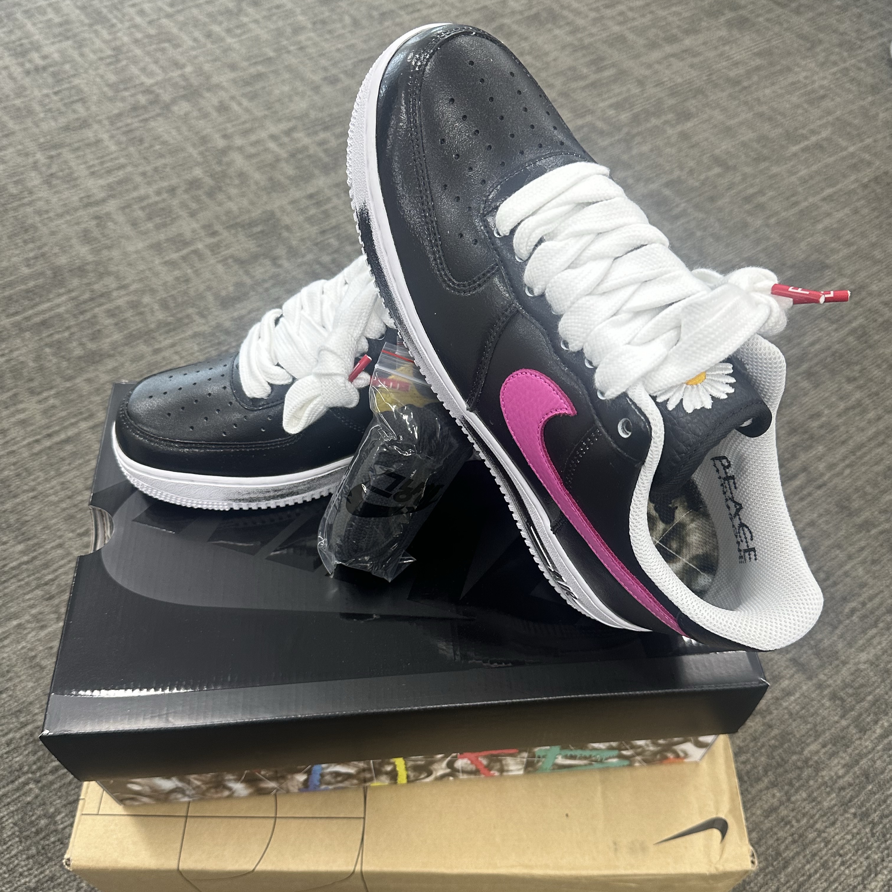 Nike x Peaceminusone Air Force 1 Low Para-Noise 3.0 Black and Multicolor 착용 스타일 - 1