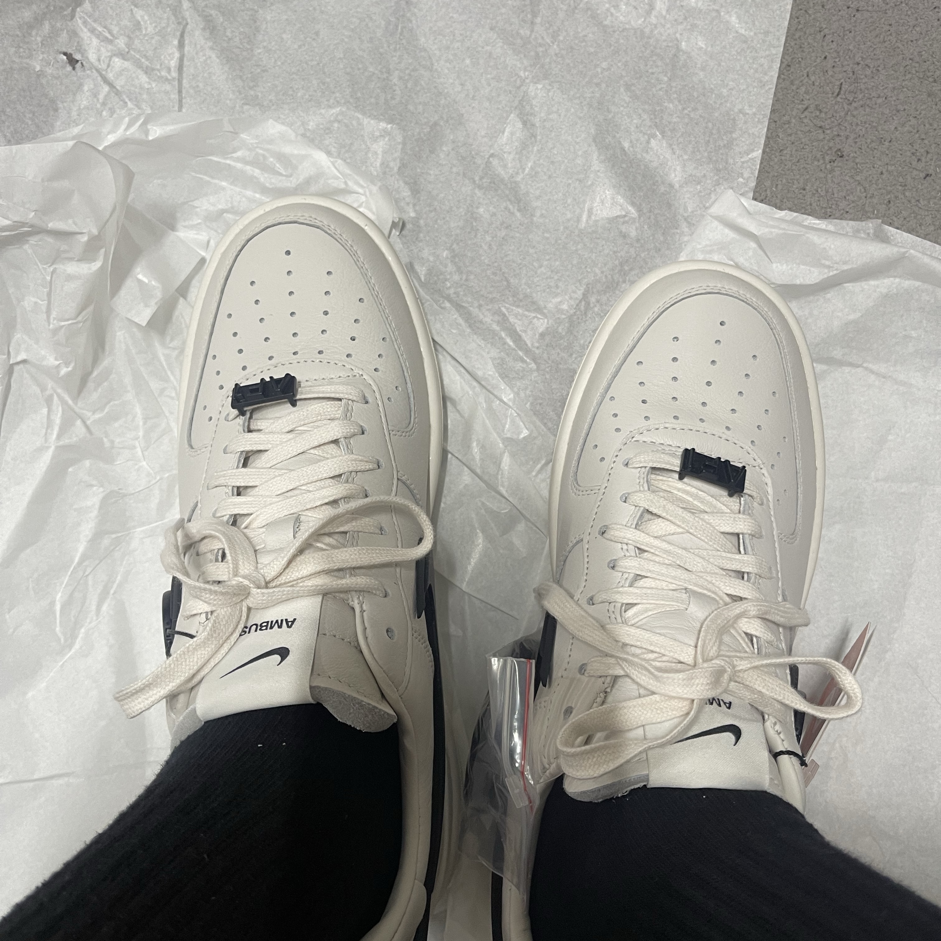 Nike x Ambush Air Force 1 Low SP Phantom 착용 스타일 - 5