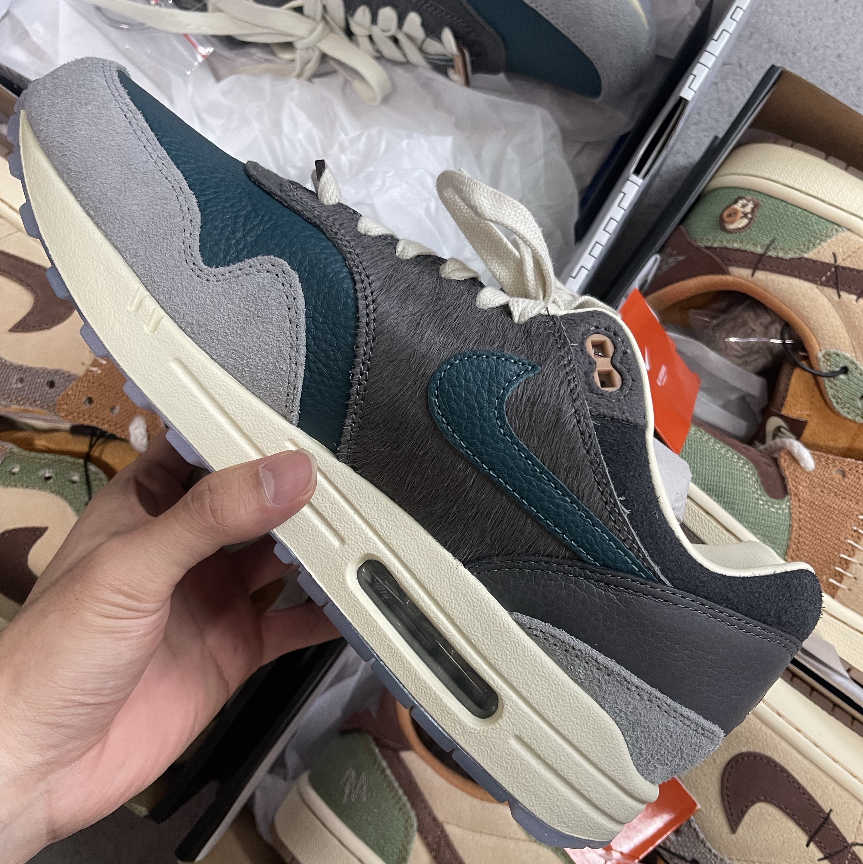 Nike x Kasina Air Max 1 SP Won-Ang Particle Grey 착용 스타일 - 1