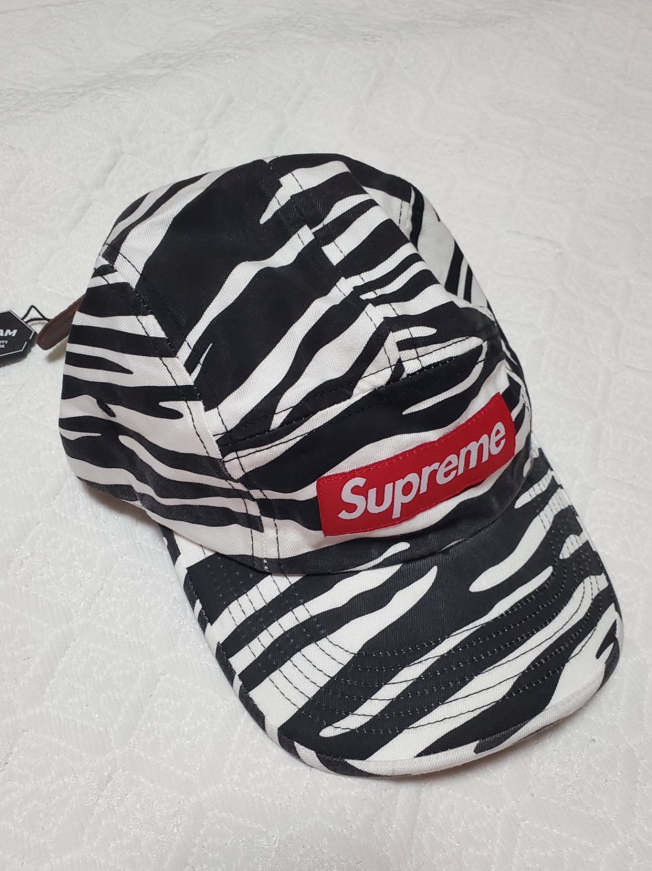 Supreme Washed Chino Twill Camp Cap Zebra - 22FW 착용 스타일