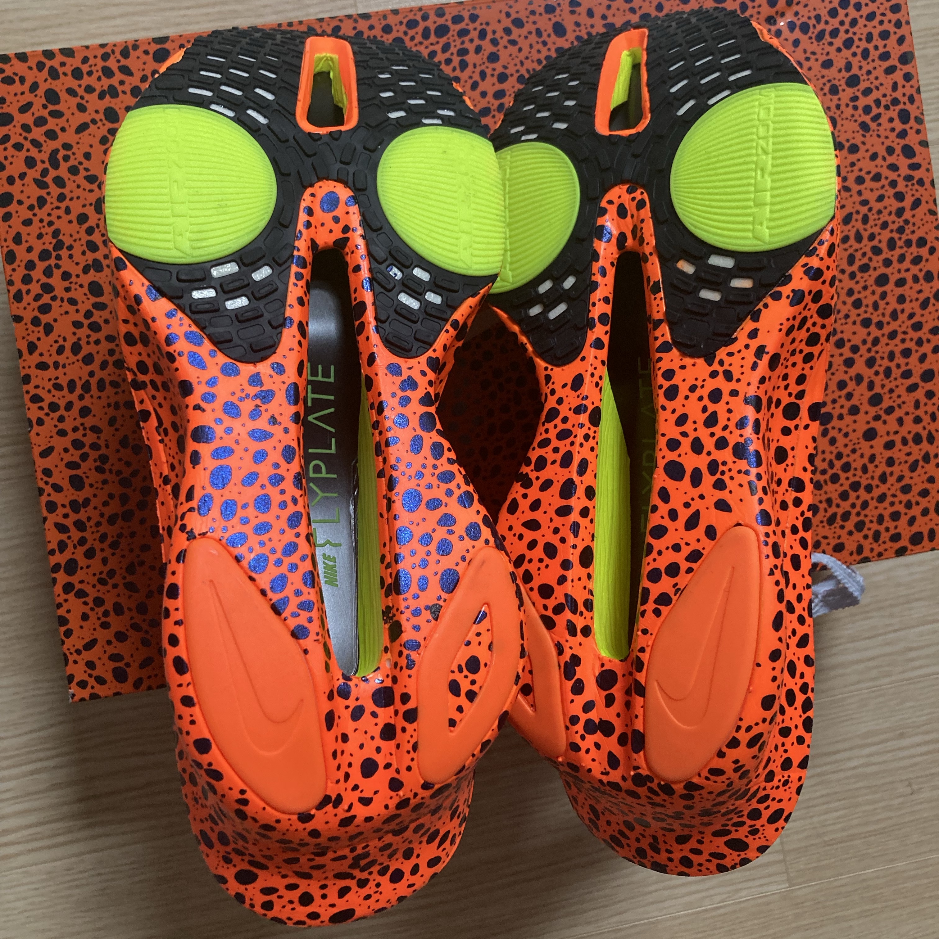 Nike Air Zoom Alphafly Next% 3 Olympic Safari, Nike Air Zoom Alphafly Next% 3 Volt 착용 스타일 - 4
