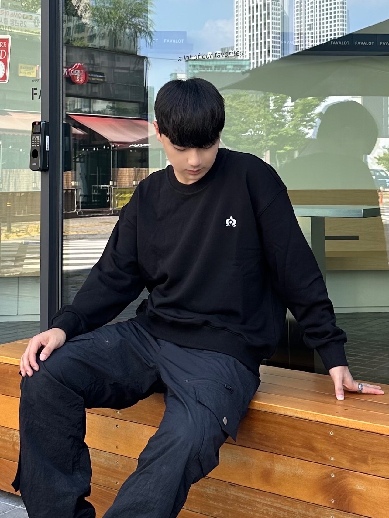 Maison Mihara Yasuhiro Peterson OG Sole Canvas Low Sneakers Black 착용 스타일 - 4