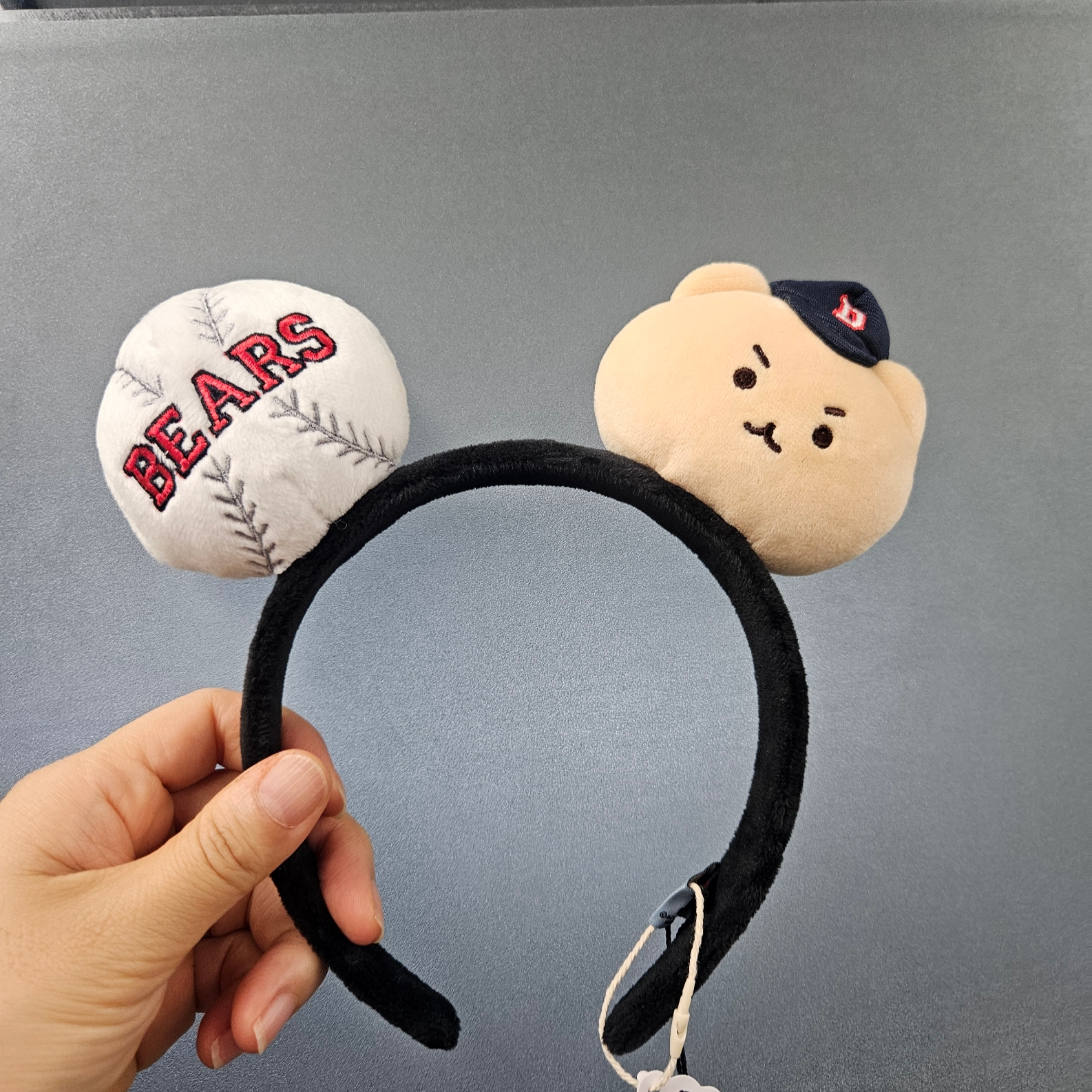 Doosan Bears x Manggom Hair Band 착용 스타일