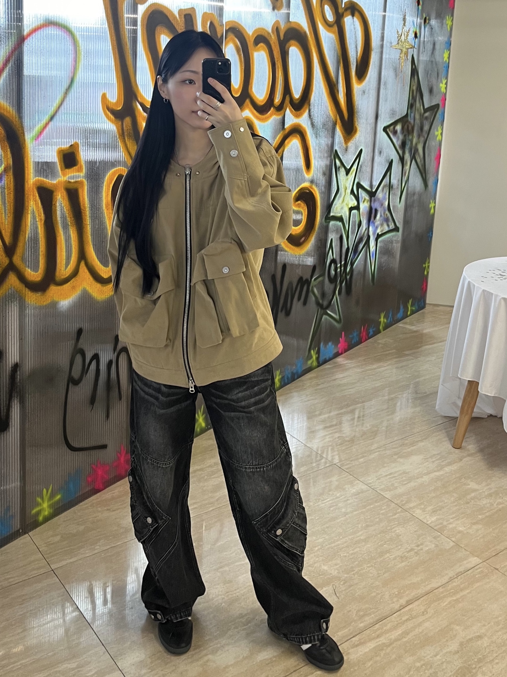 Vacant Archive Scopper X-Pocket Cargo Denim Black, Vacant Archive Scopper X-Pocket Cargo Denim Light Blue 착용 스타일