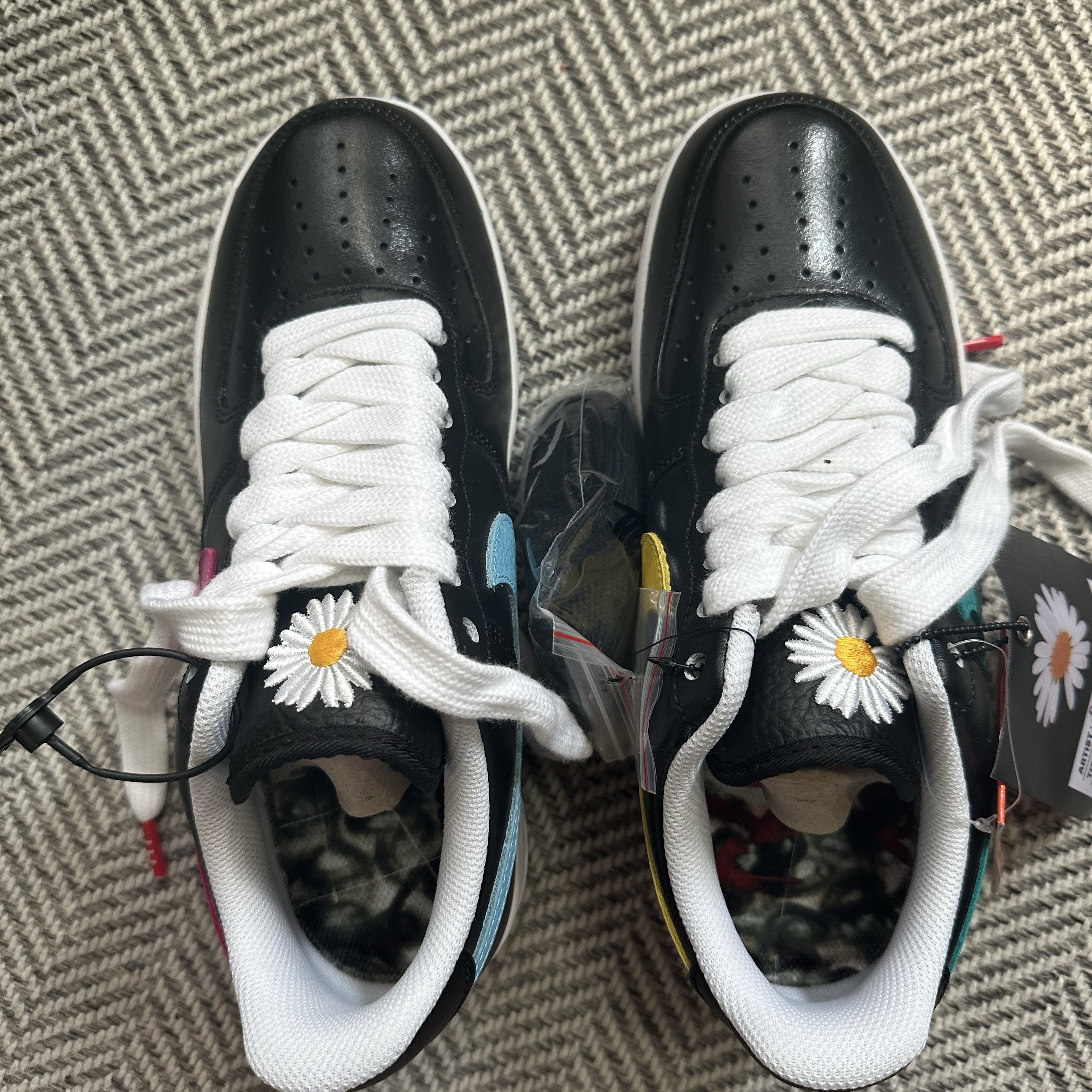 Nike x Peaceminusone Air Force 1 Low Para-Noise 3.0 Black and Multicolor 착용 스타일