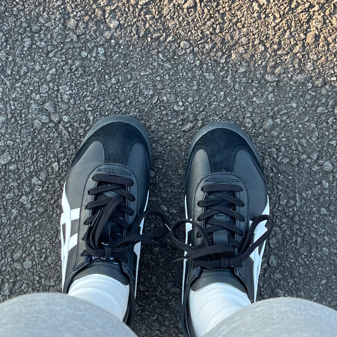 Onitsuka Tiger Mexico 66 Black White 착용 스타일