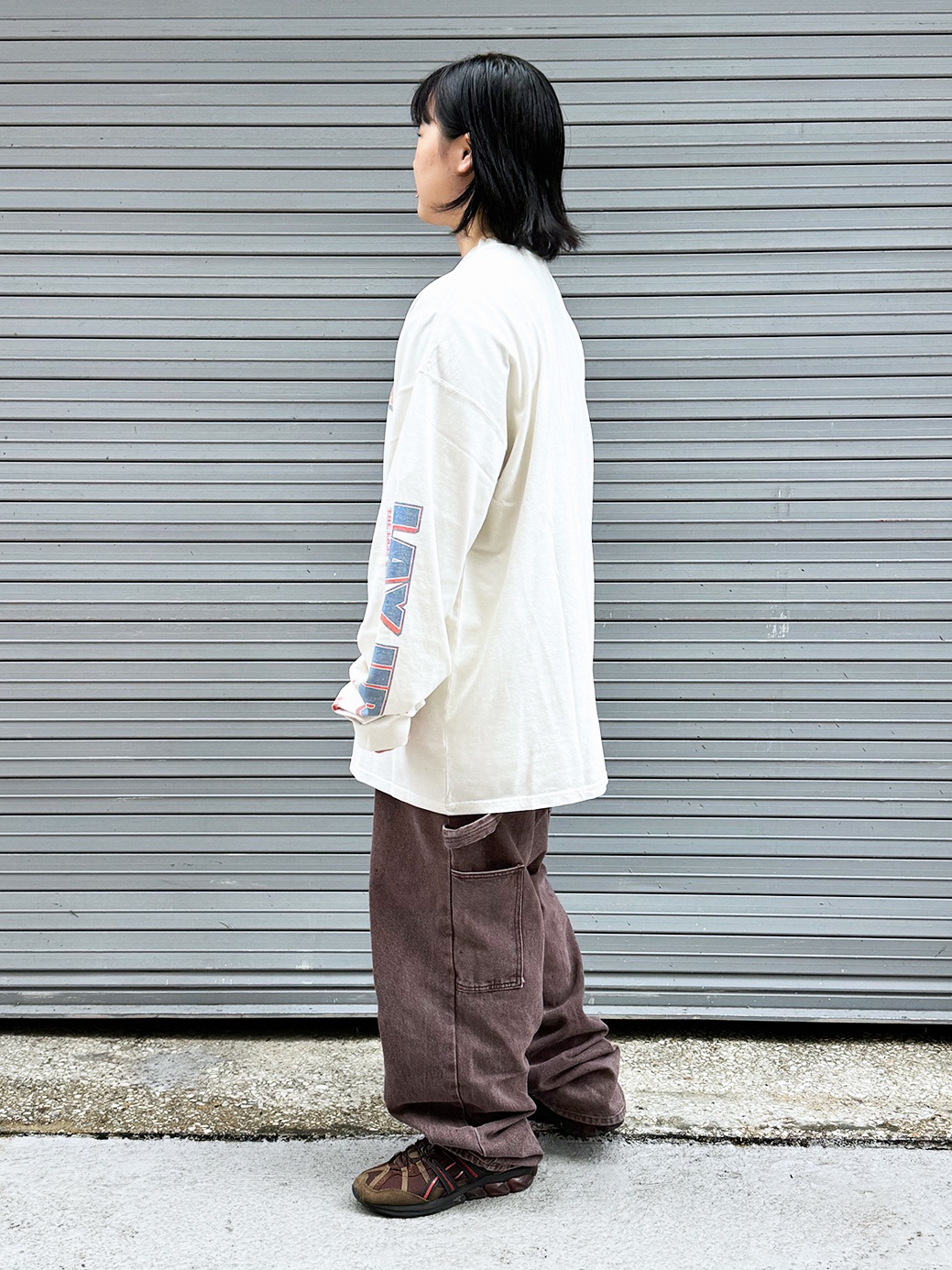QT8 GARMENTS TL Buzzer Beater Vintage Washed Long Sleeve Ecru, QT8 GARMENTS TL Denim Carpenter Pant Brown 착용 스타일 - 2