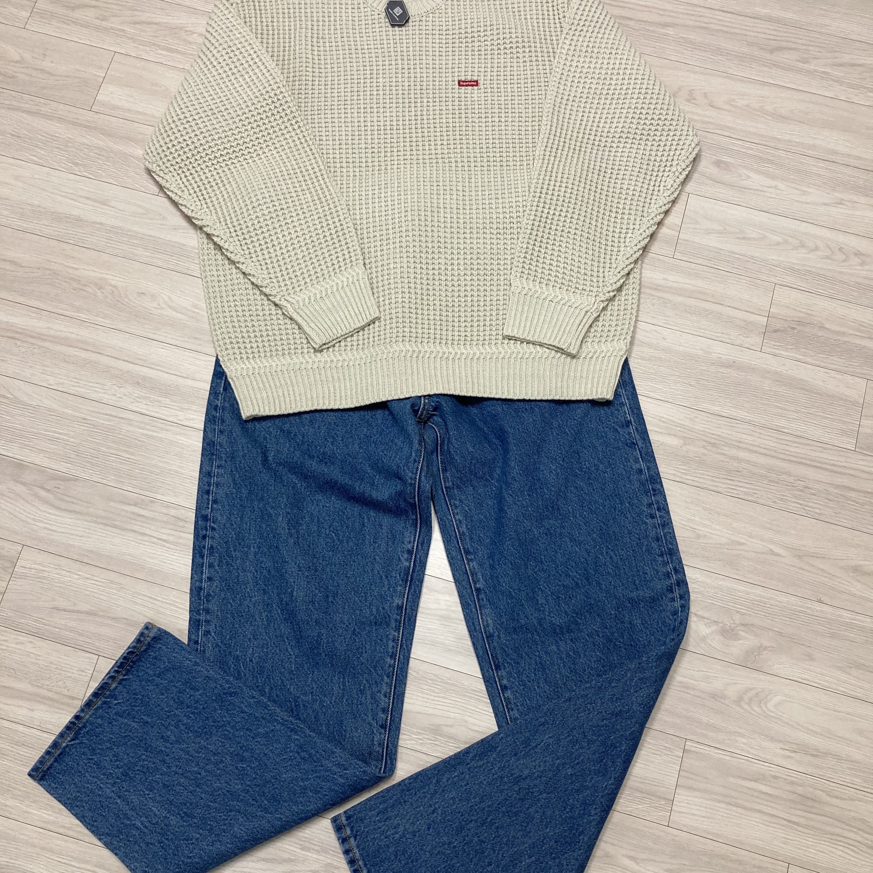 Supreme Regular Jean Washed Indigo - 24FW 착용 스타일