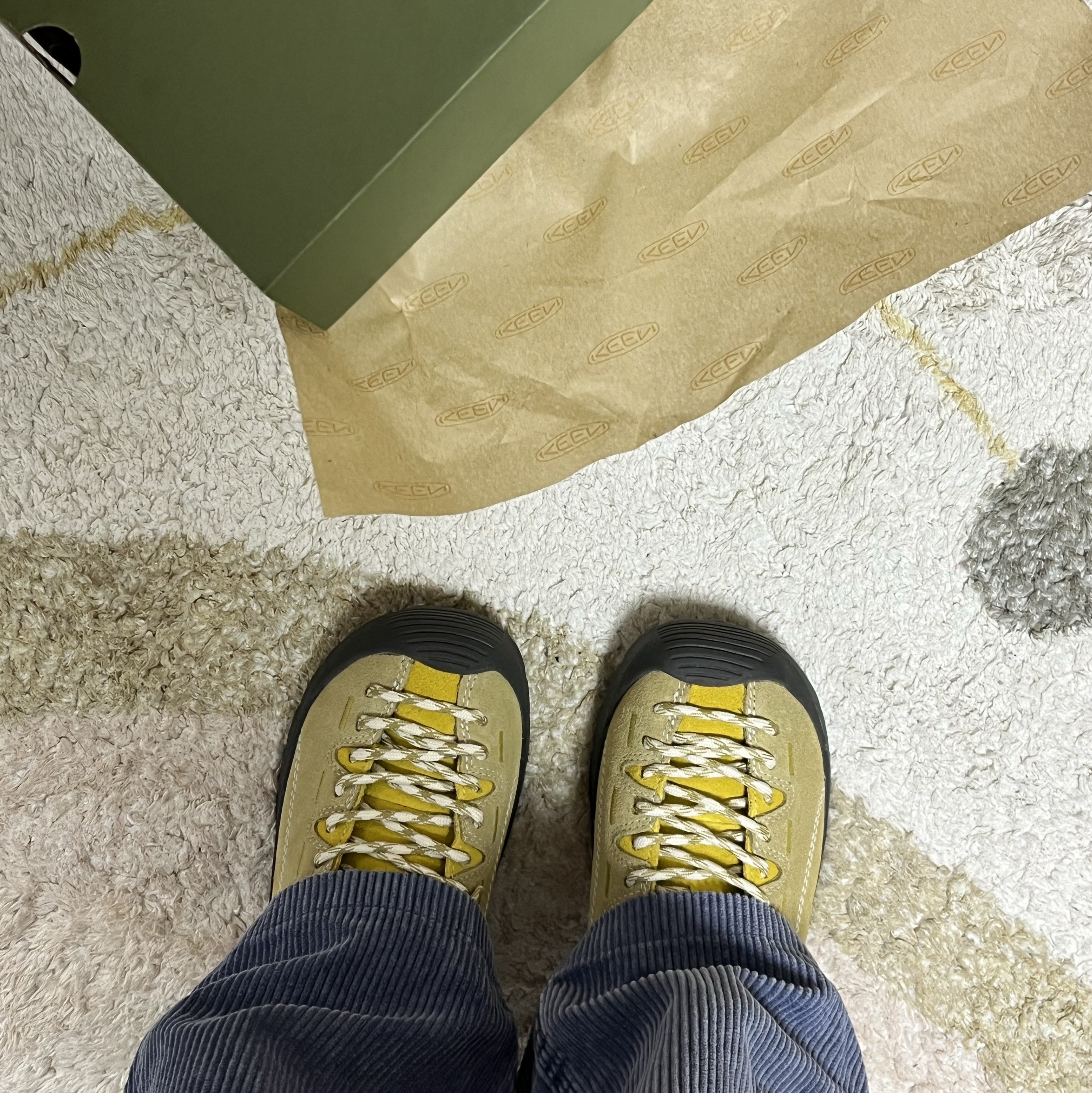 KEEN Jasper Khaki/Antique Moss 착용 스타일 - 2