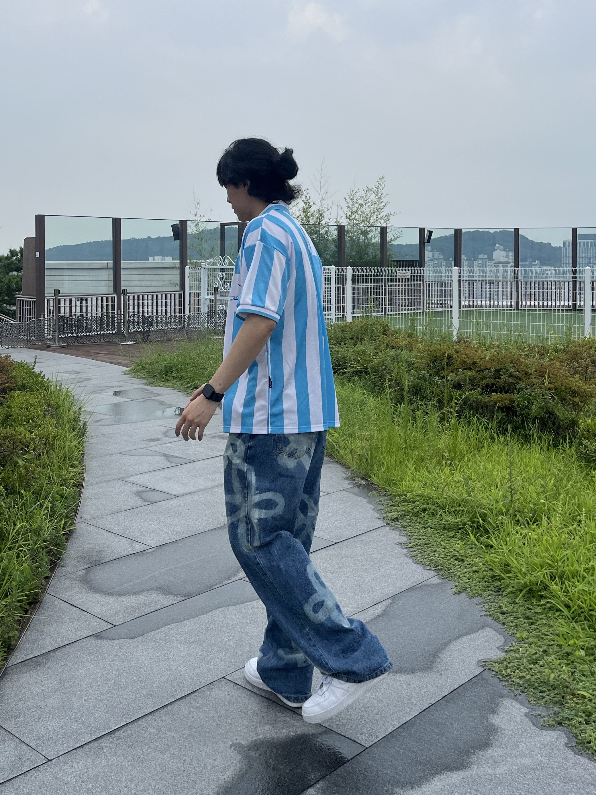 Nike Air Force 1 '07 Low White 착용 스타일 - 2