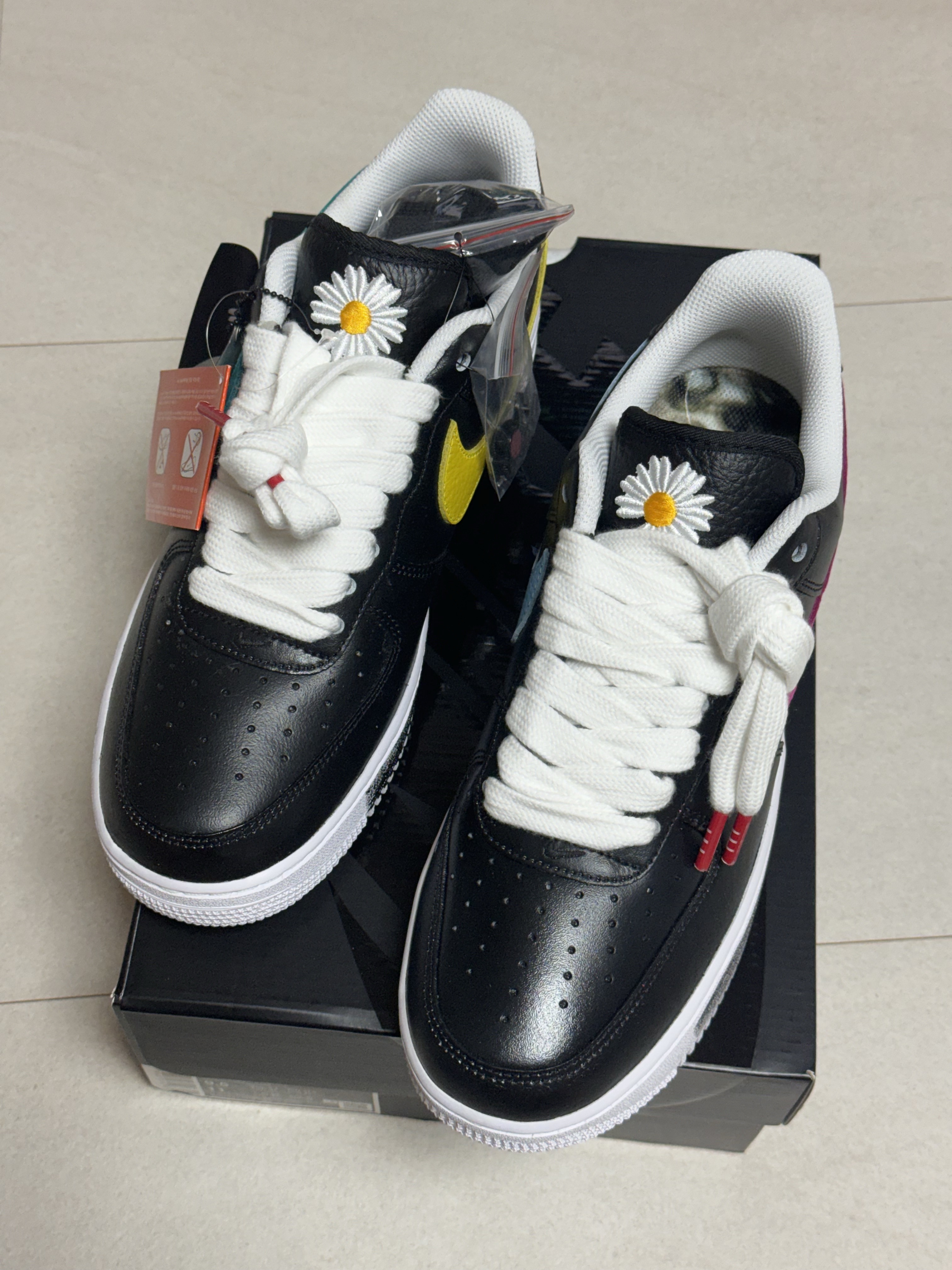 Nike x Peaceminusone Air Force 1 Low Para-Noise 3.0 Black and Multicolor 착용 스타일 - 5