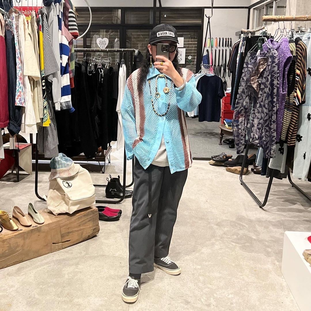 Lamrof Ami Art Polo Cardigan Sax - 24FW 착용 스타일 - 1