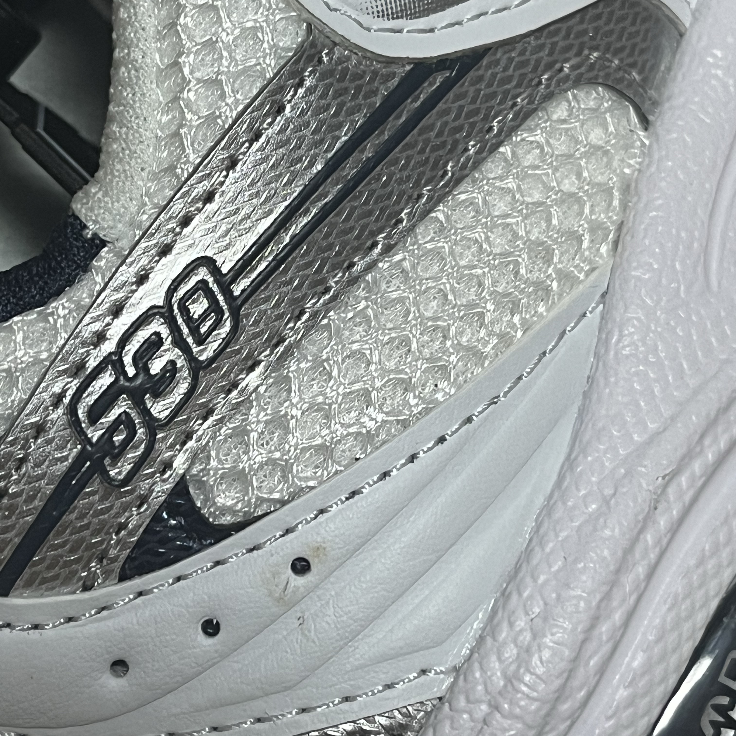 New Balance 530 White 착용 스타일 - 4