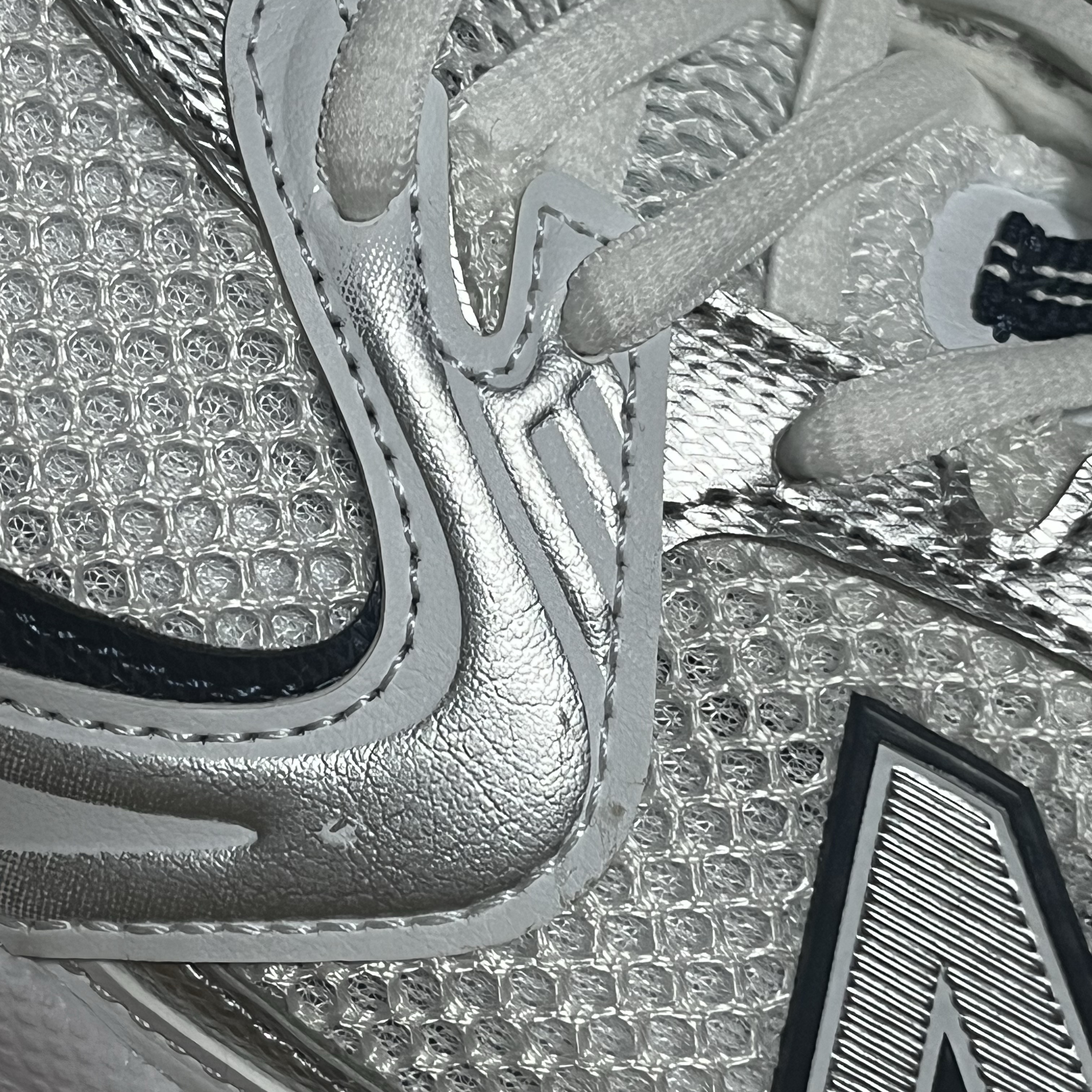 New Balance 530 White 착용 스타일 - 1