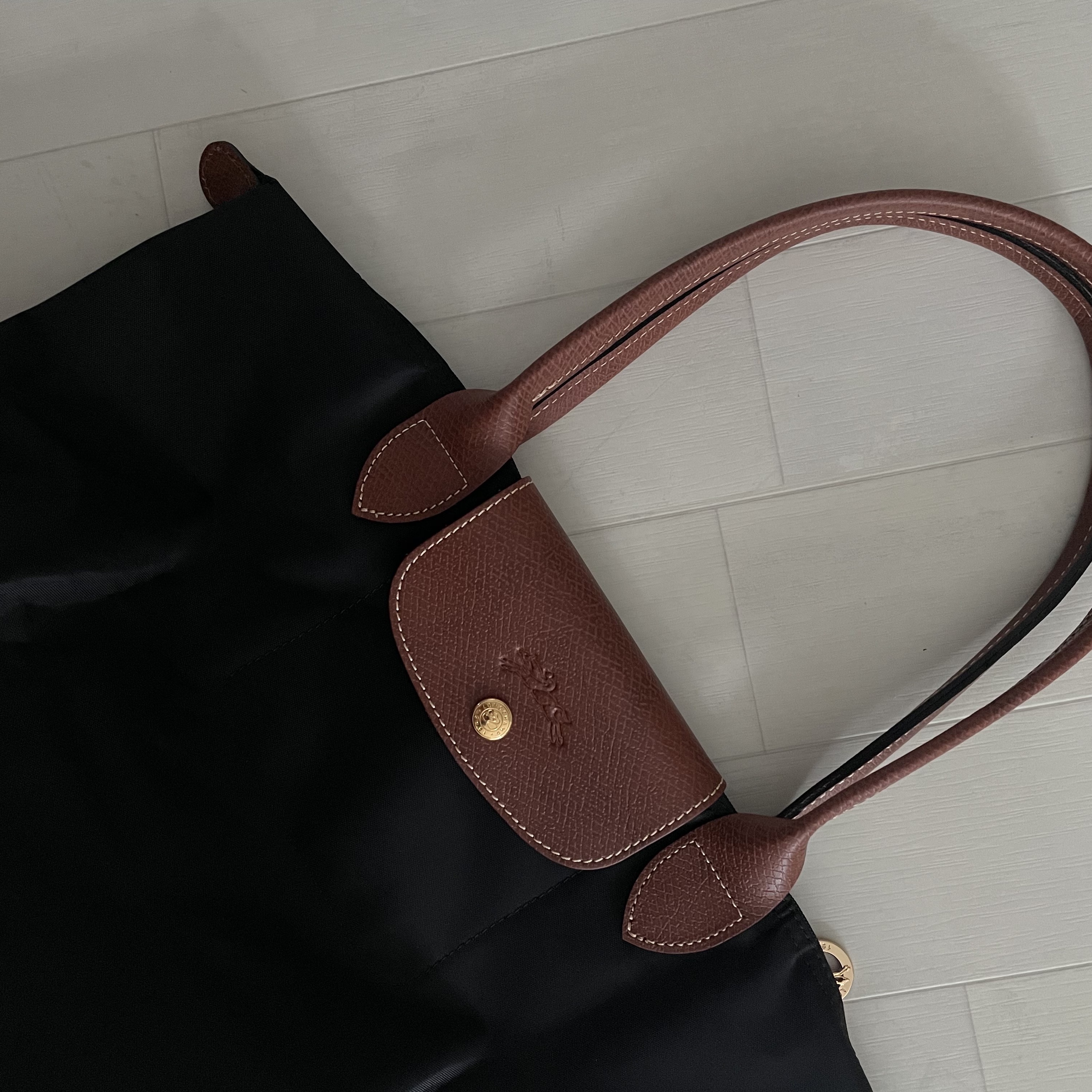 Longchamp Le Pliage Original Tote Bag M Black 착용 스타일