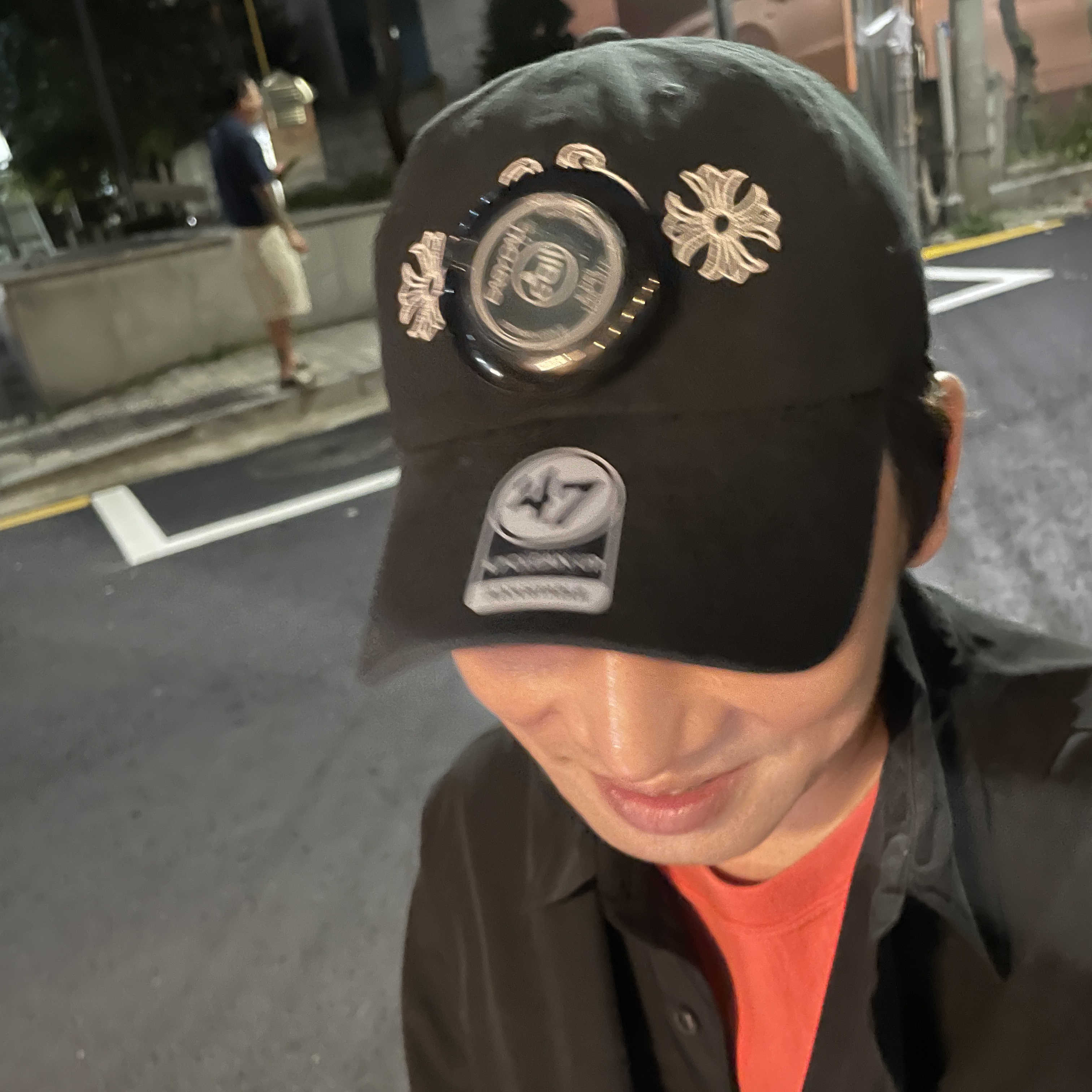 Chrome Hearts CH Hollywood Trucker Hat Black, Louis Vuitton LV Trainer Sneakers Monogram Denim Black 착용 스타일 - 1